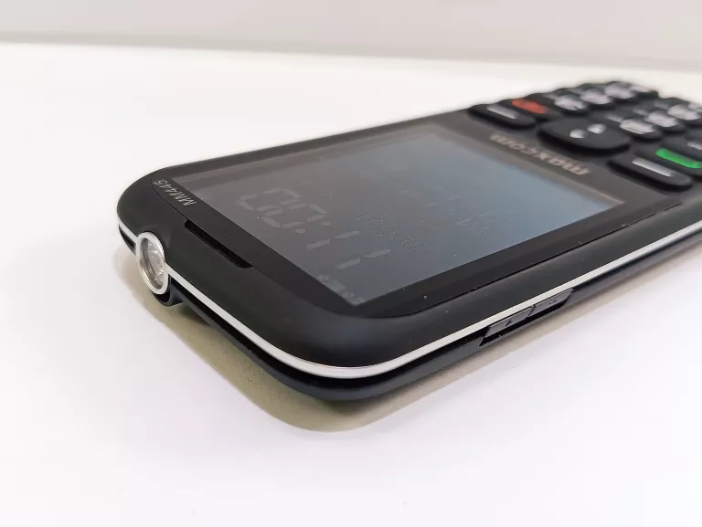 telefon-maxcom-mm445-stan-11323-2