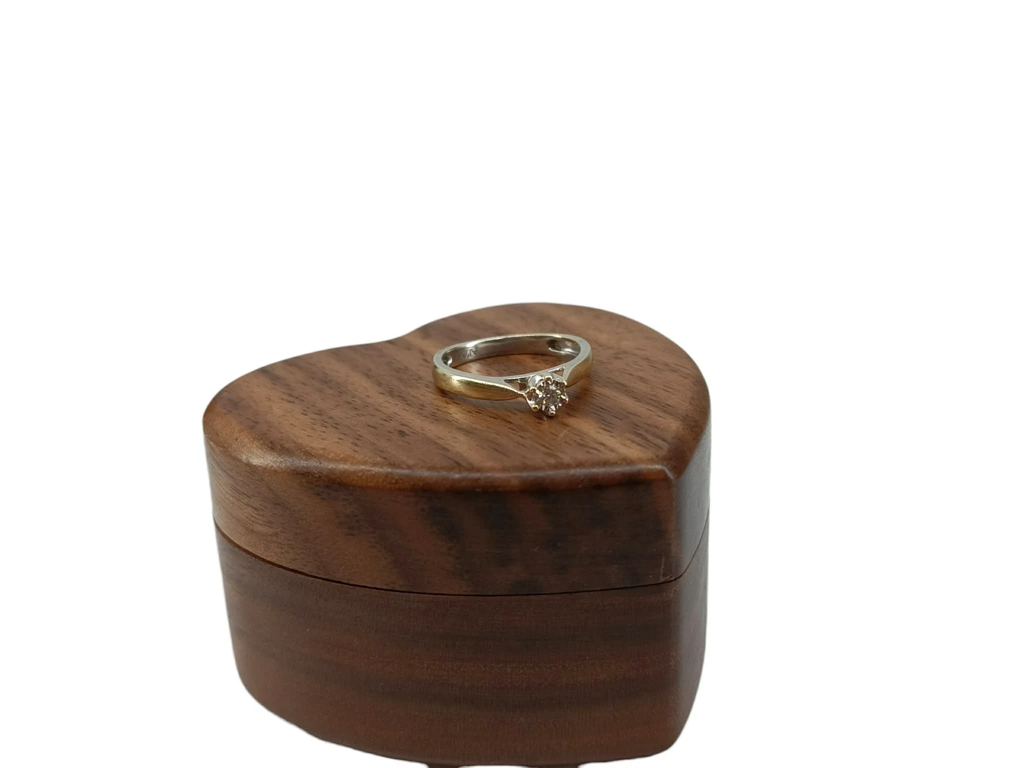 wyjatkowy-zloty-pierscionek-z-brylantem-171g-p585-008ct-material-15835-2