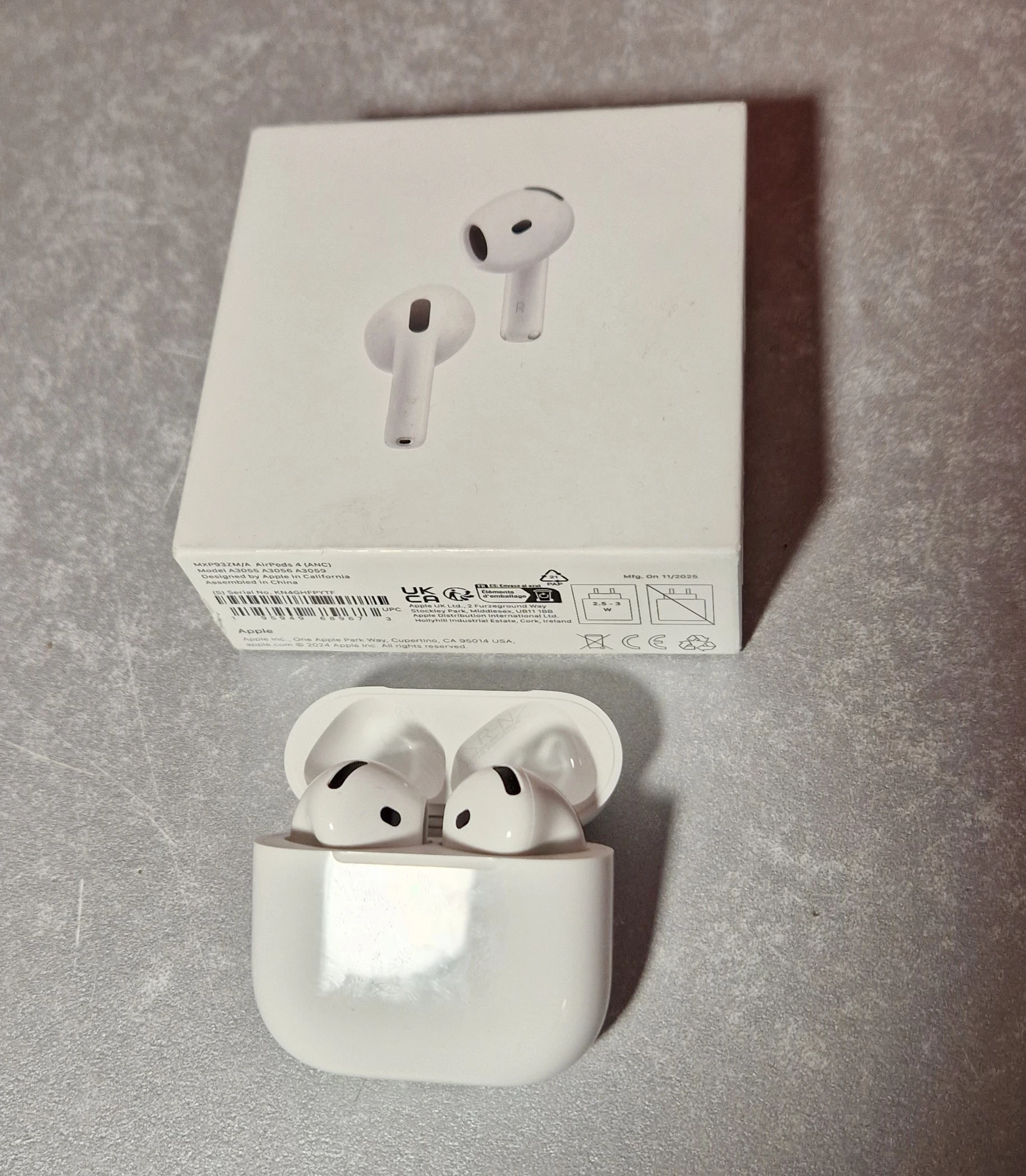 sluchawki-bezprzewodowe-douszne-apple-airpods-4-anc-emilii-gierczak-35-szczecin-rs