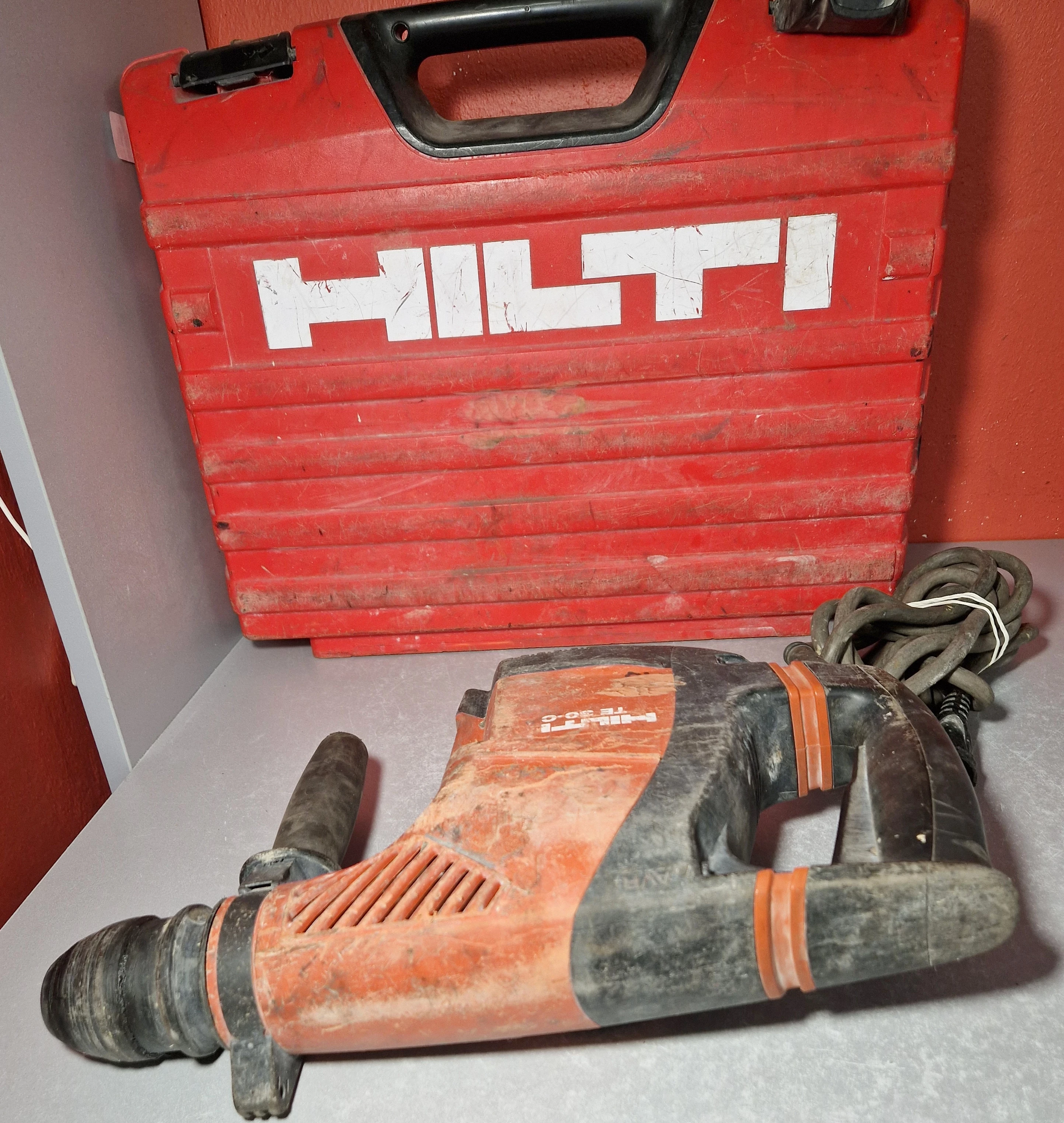 mlotowiertarka-hilti-te-30c-w-walizce-typ-uchwytu-128474-1