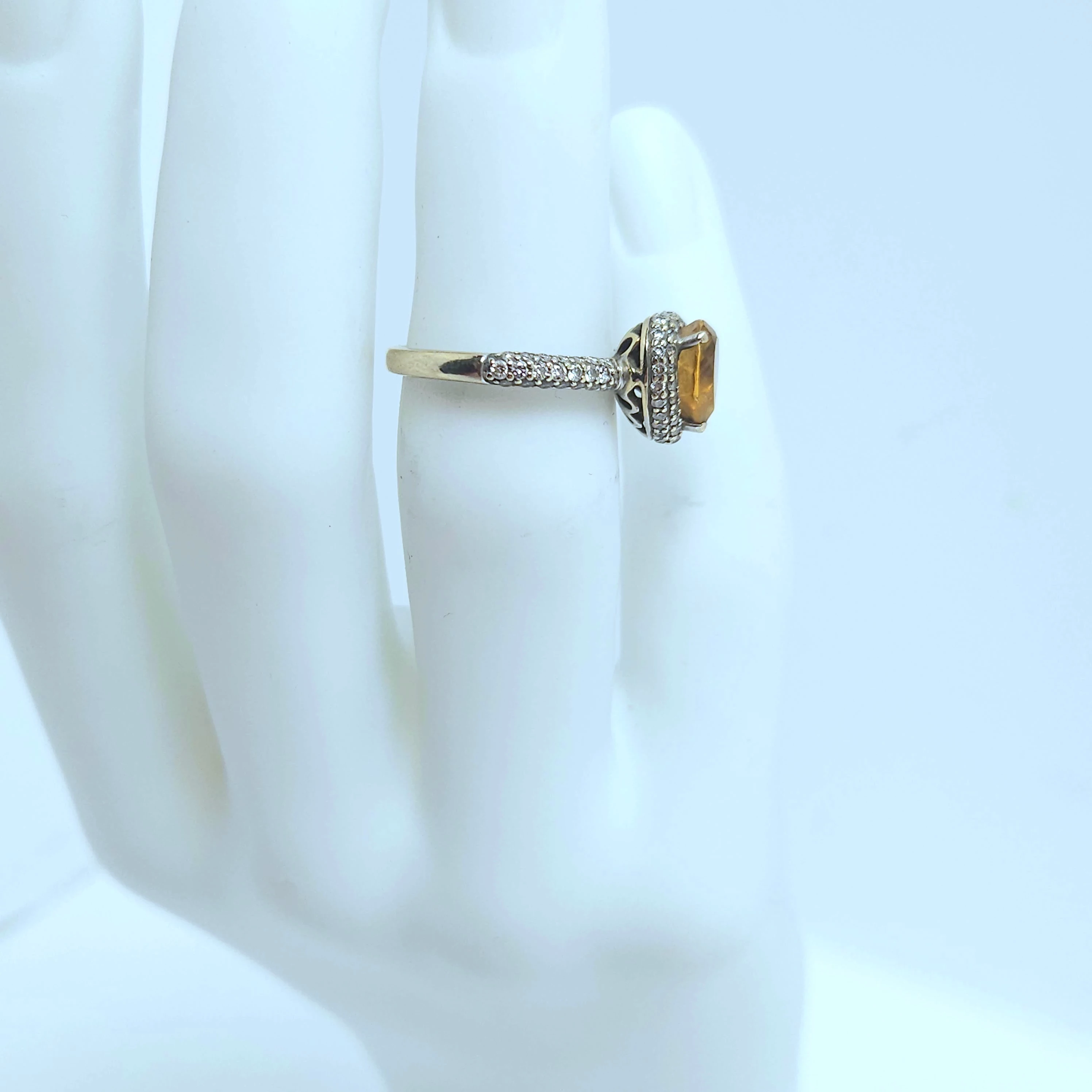 zloty-pierscionek-750-413-g-stan-11323-2