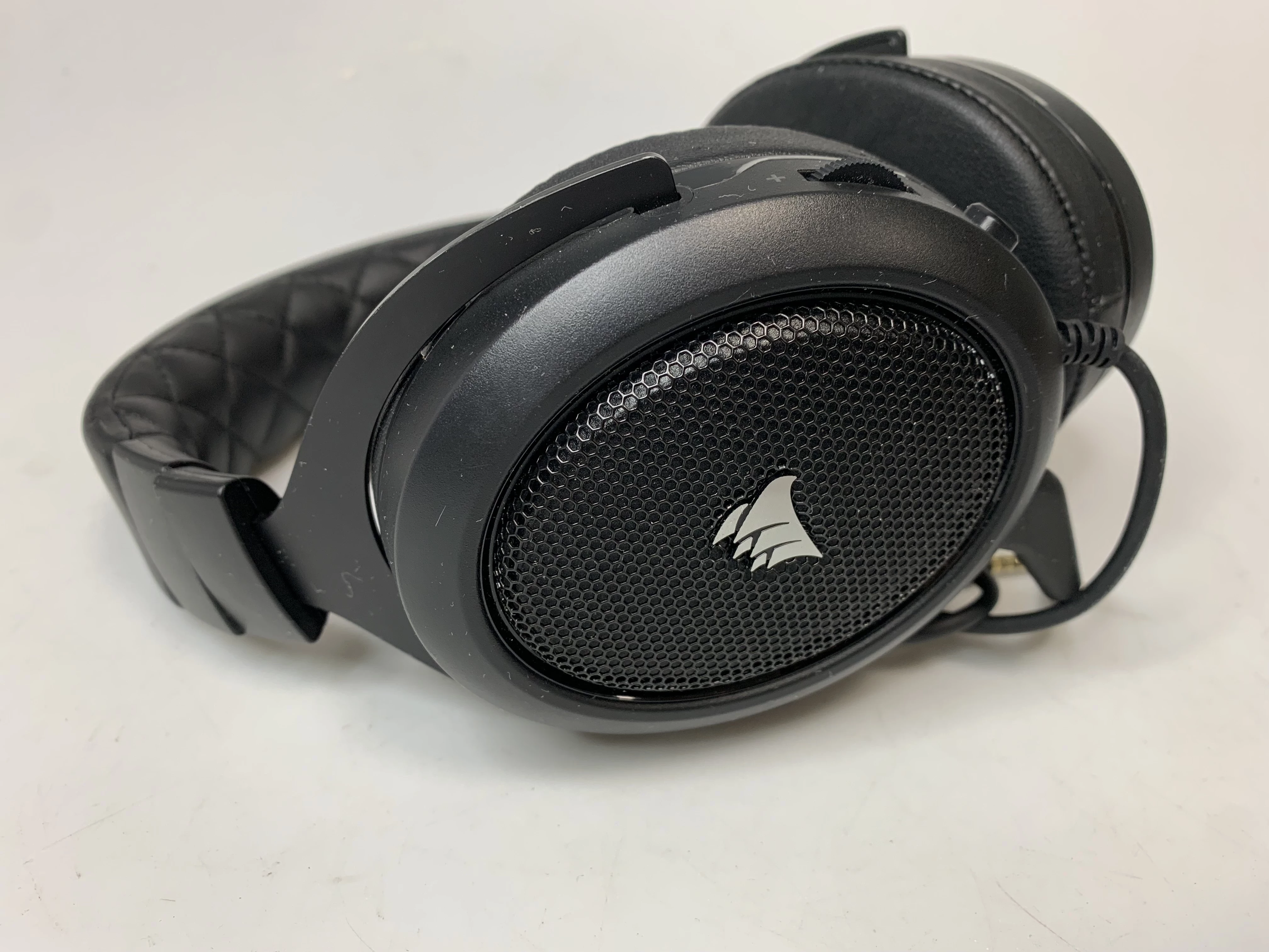 sluchawki-nauszne-corsair-hs50-rda0013-ean-gtin-840006610274