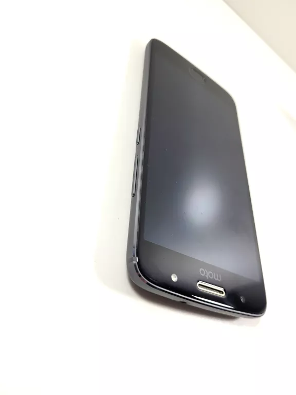 telefon-moto-g5-s-32gb28gb-system-operacyjny-4388-1