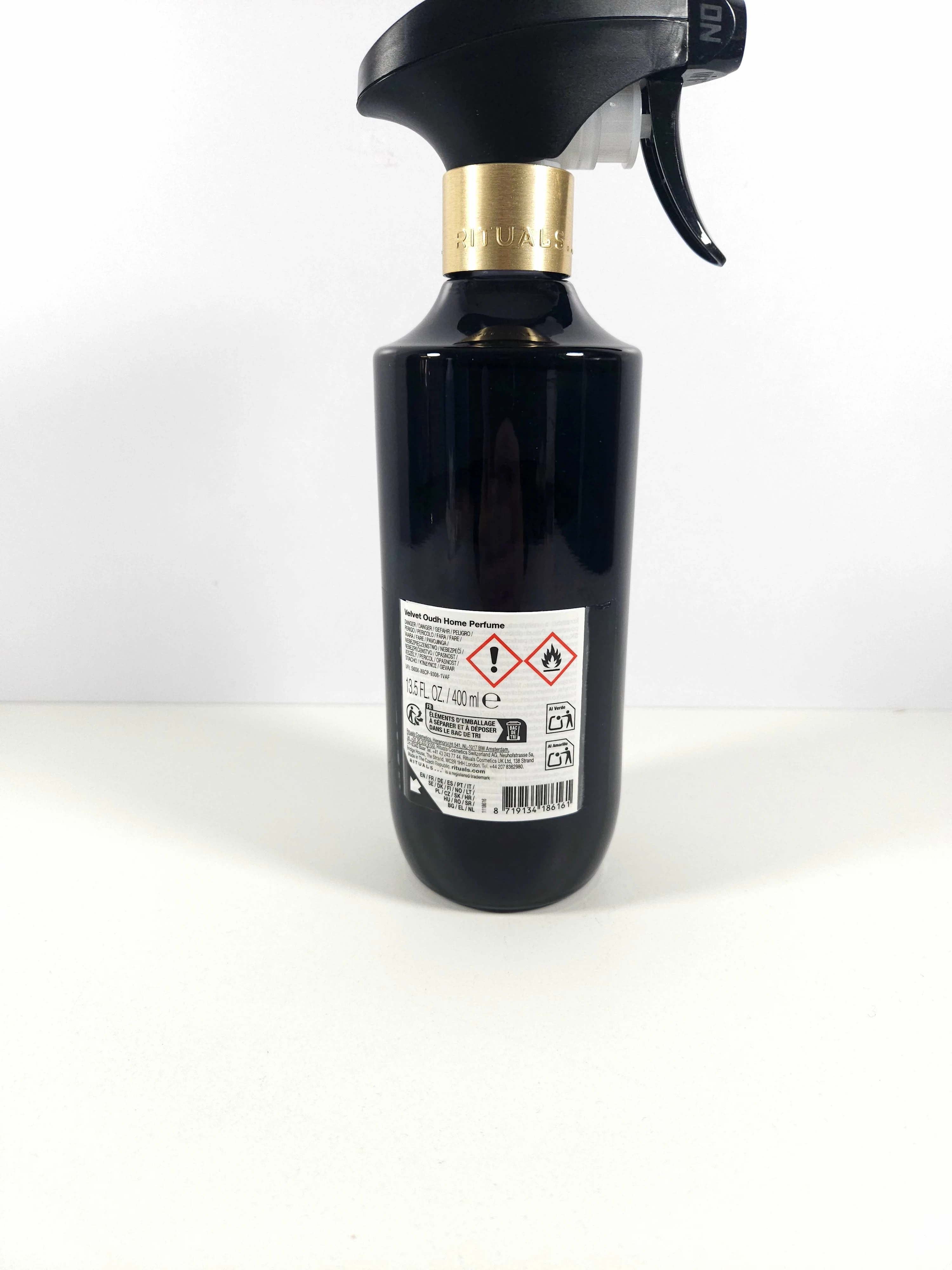 zapach-do-wnetrz-rituals-velvet-oudh-400ml-ean-gtin-8719134186161