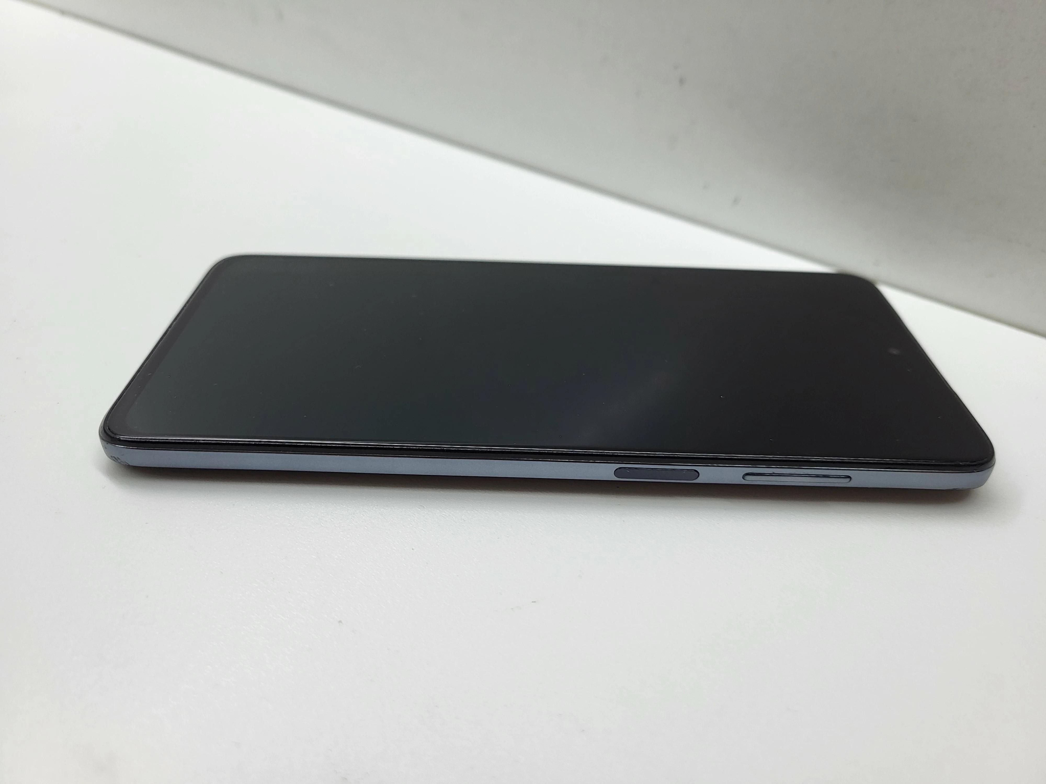 telefon-motorola-moto-g52-wbudowana-pamiec-202869-214185