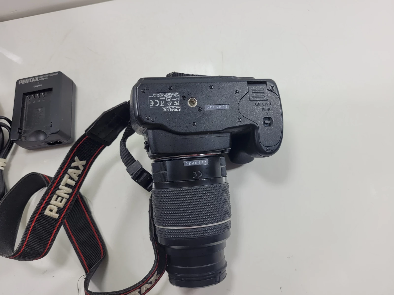 lustrzanka-cyfrowa-pentax-k50-obiektyw-50-200-model-k-50-black-body-only