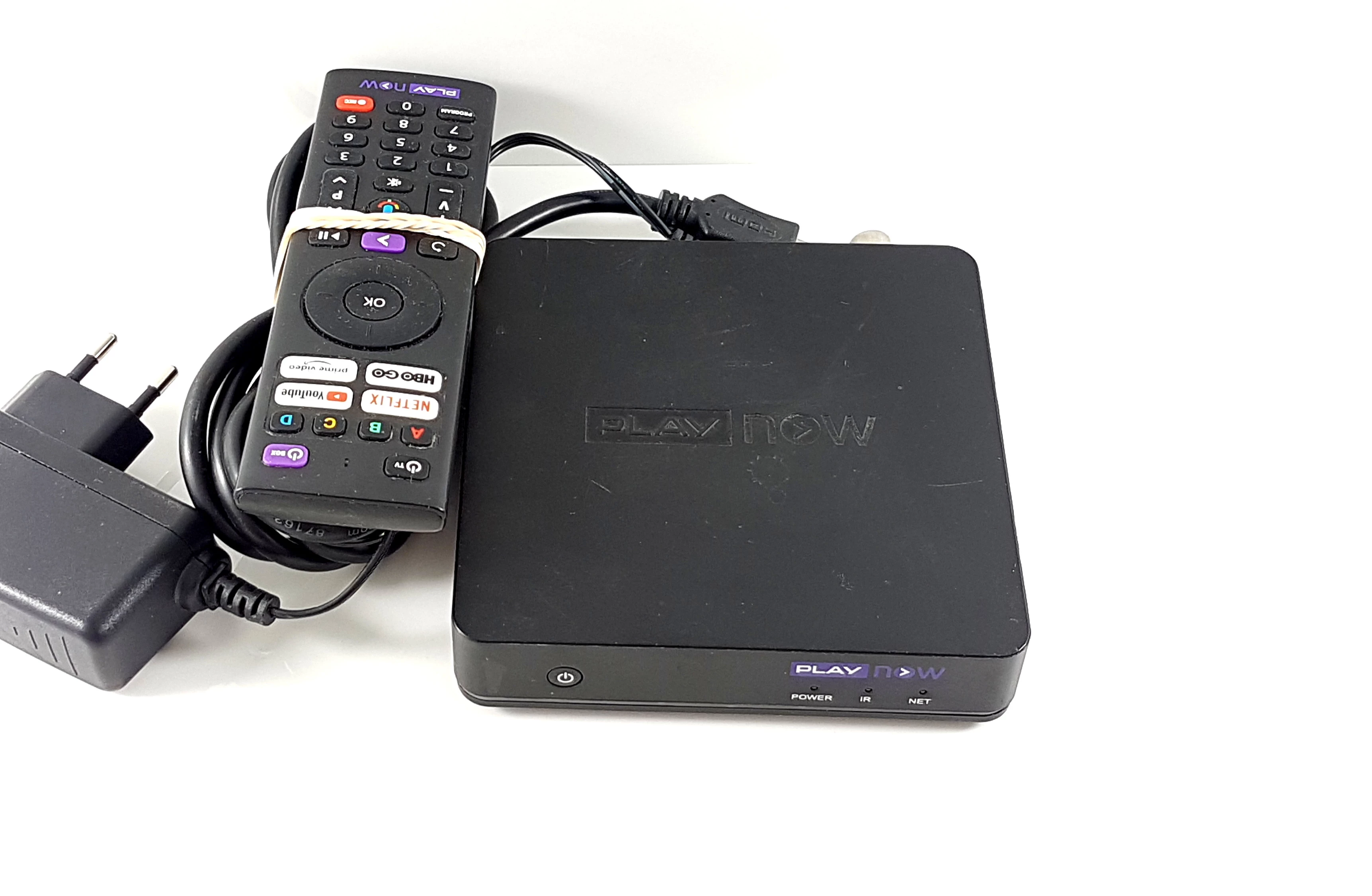dekoder-tv-box-play-pilot-odtwarzacz-multimedialny-kod-producenta-dctiw362