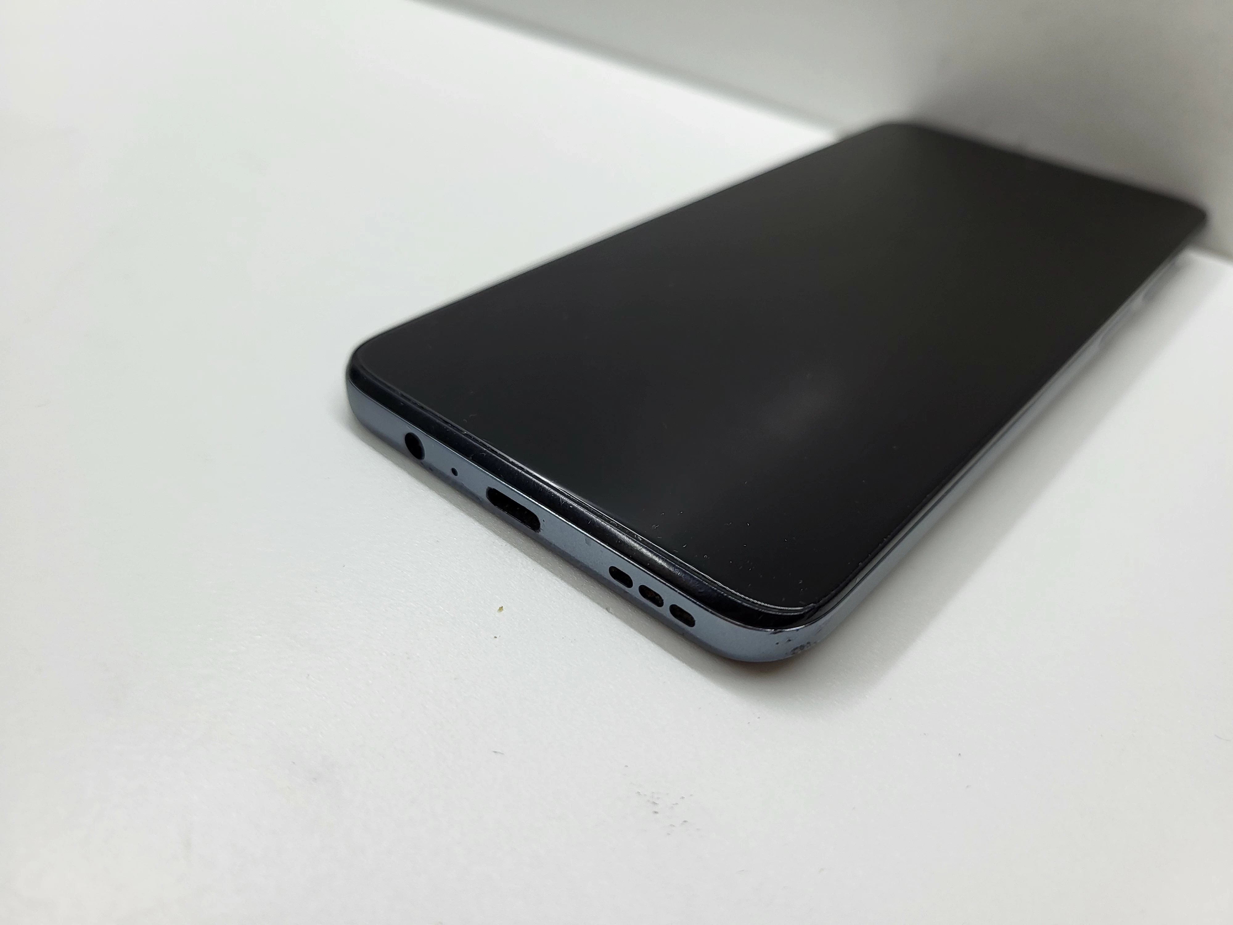 telefon-motorola-moto-g52-przekatna-ekranu-660