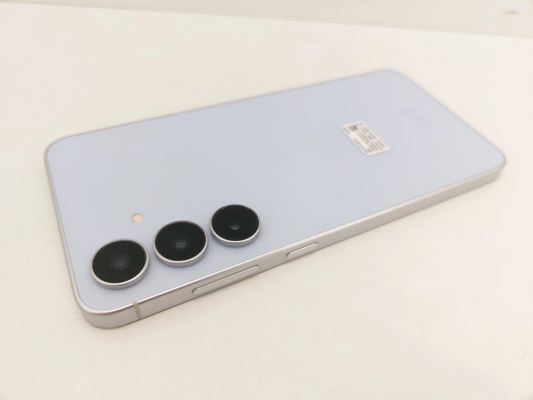 smartfon-samsung-galaxy-s25-fe-5g-8128gb-67-120hz-niebieski-igla-typ-202685-212929