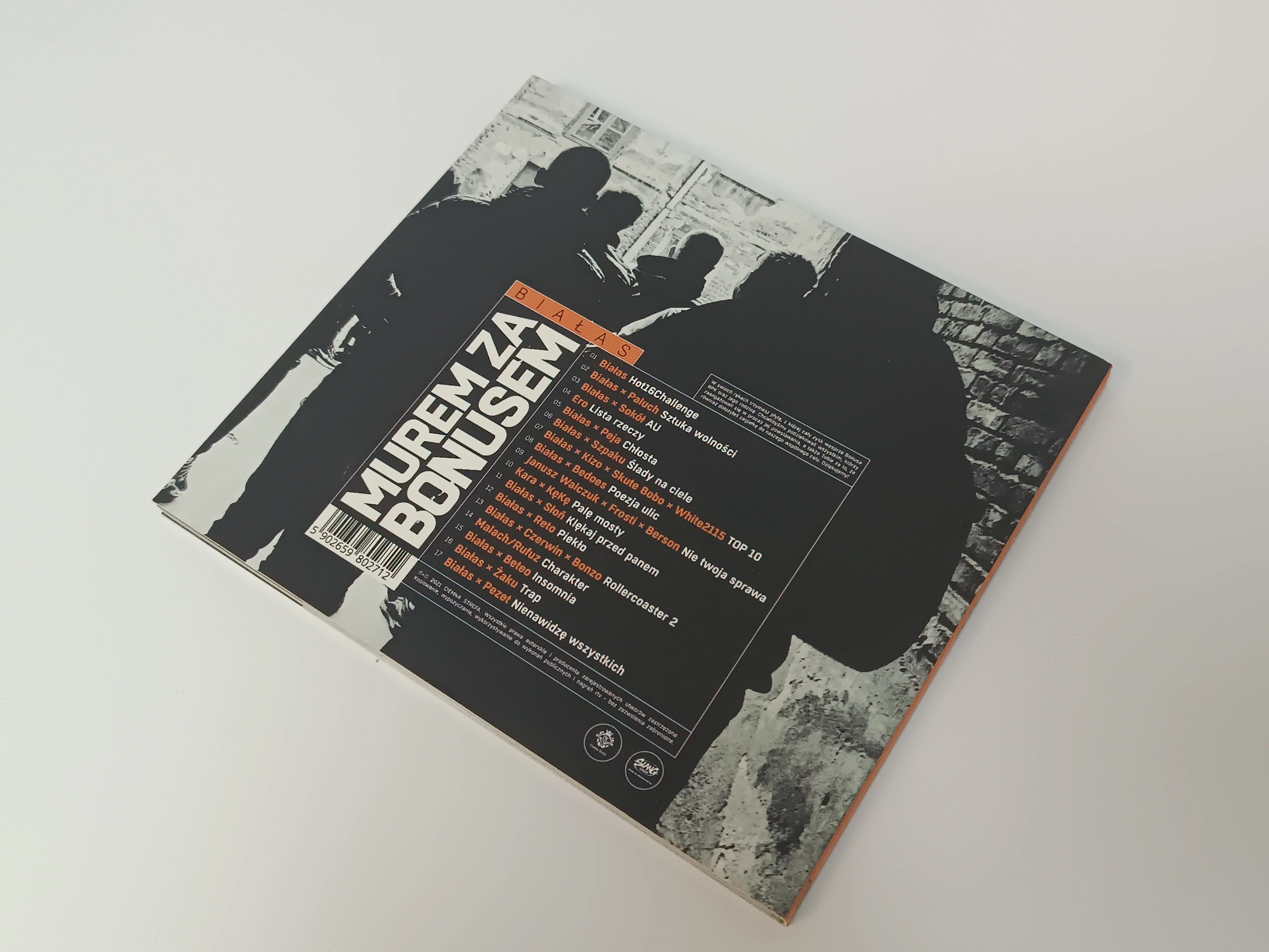 bialas-murem-za-bonusem-stan-11323-2