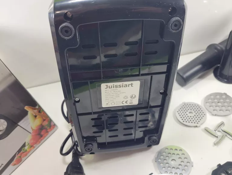 juissiart-mg4130r-maszynka-do-miesa-model-mg-jsmg4150rblk