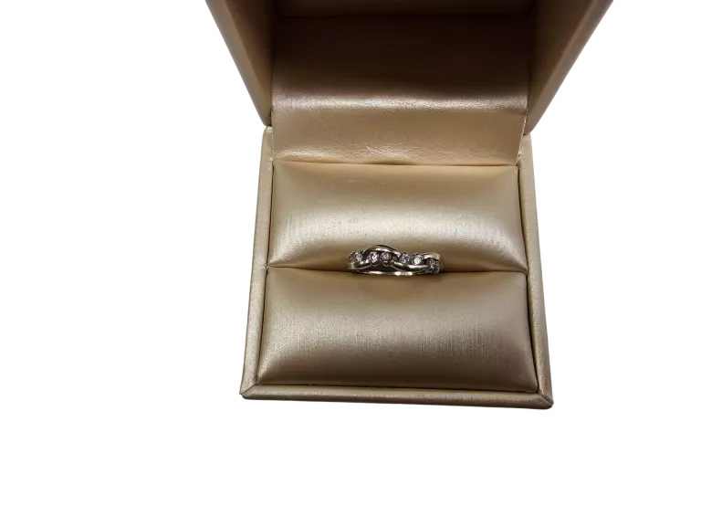 zloty-pierscionek-biale-zloto-cyrkonie-p-585-w-163g-r-14-kolor-249512-1647429