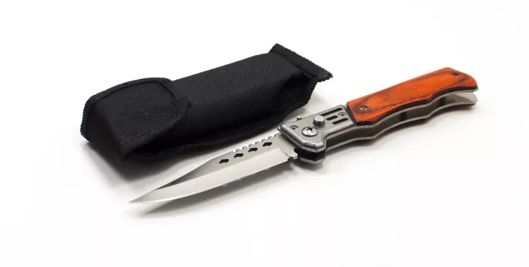 noz-rozkladany-brazowy-gorczewska-21-warszawa