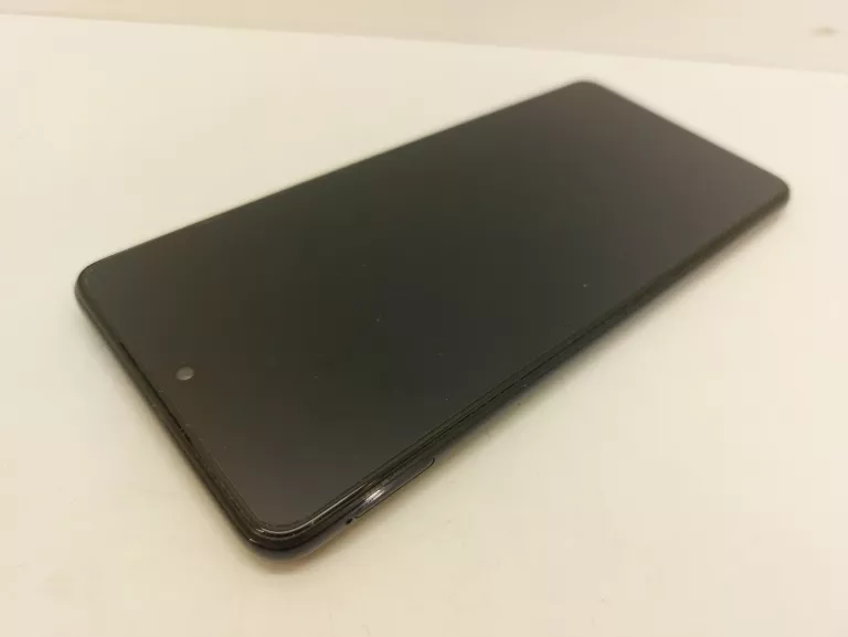 smartfon-samsung-galaxy-m52-5g-6128gb-67-120hz-czarny-sm-m526-ean-gtin-8806092767683