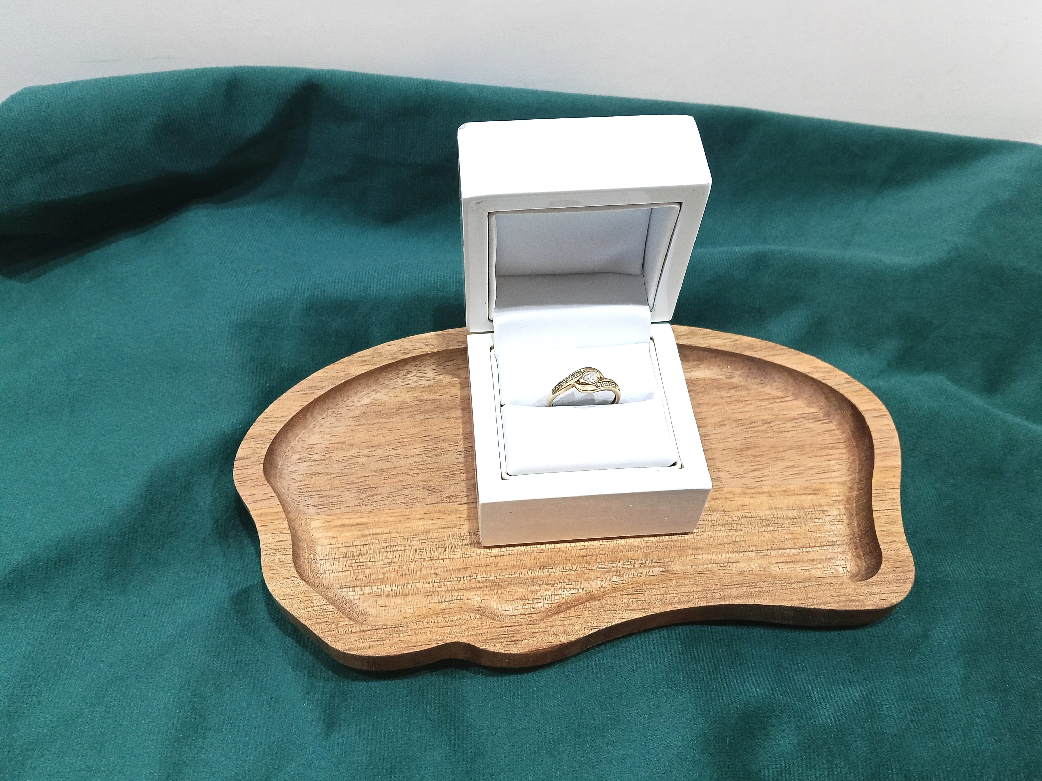 zloty-pierscionek-333-155g-r14-kominka-1b-polkowice-sj