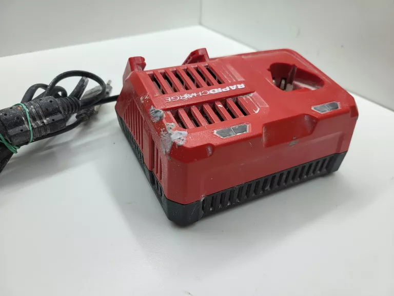 ladowarka-milwaukee-m12-18fc-marka-248811-951033