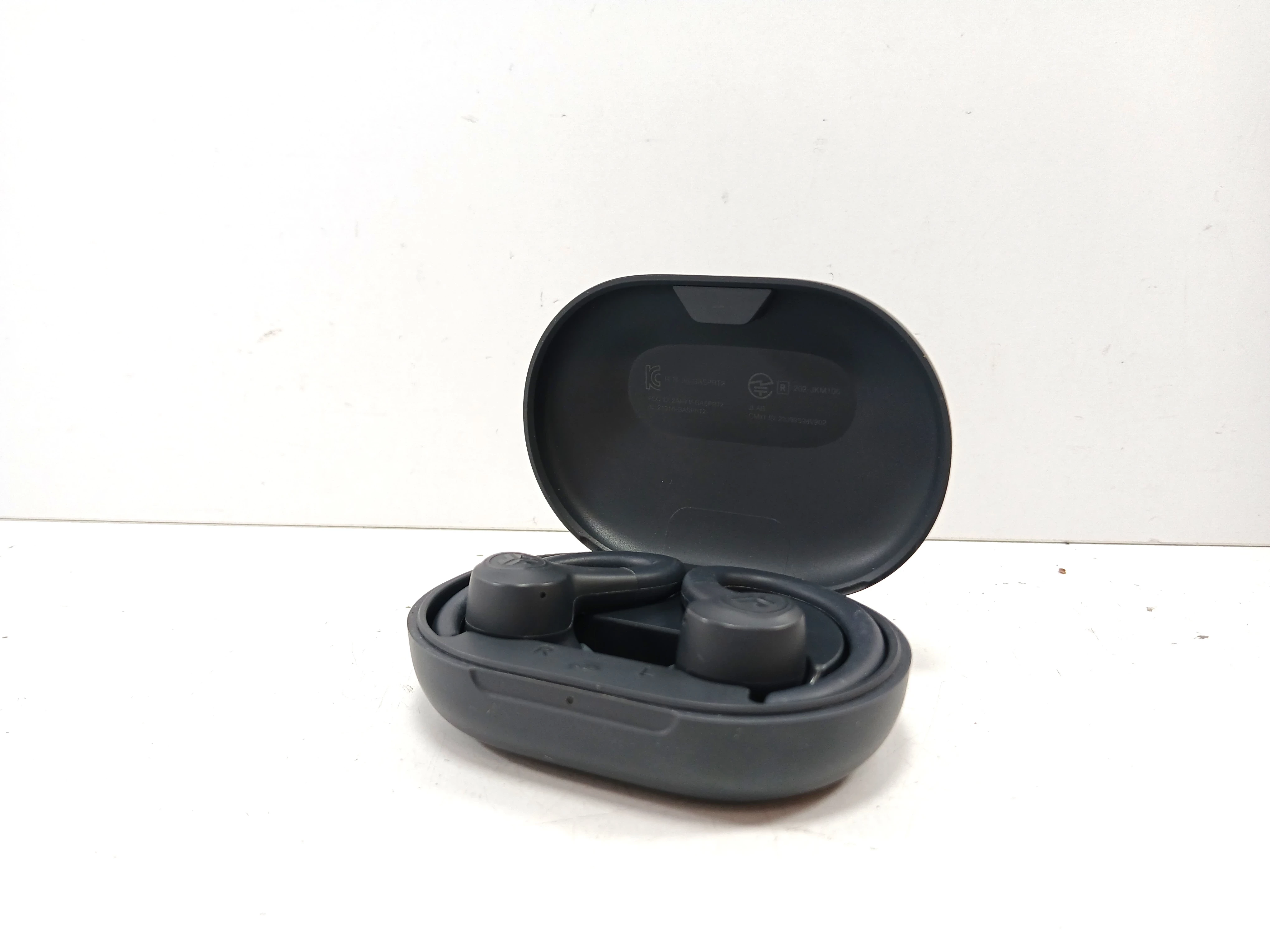 bezprzewodowe-sluchawki-jlab-go-sport-28-czerwca-126-poznan-ska-x