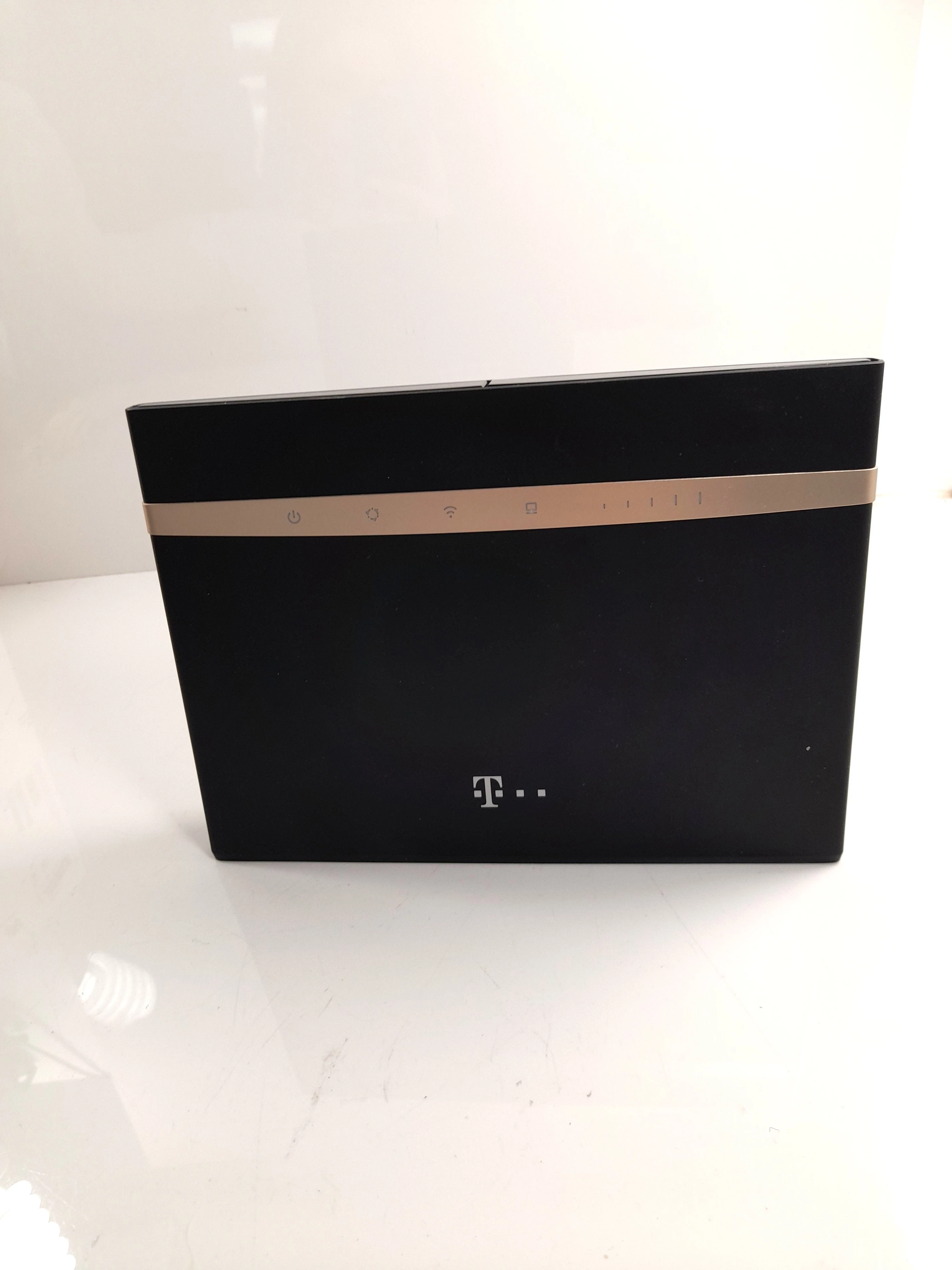 router-huawei-b535-232-czarny-stan-11323-2