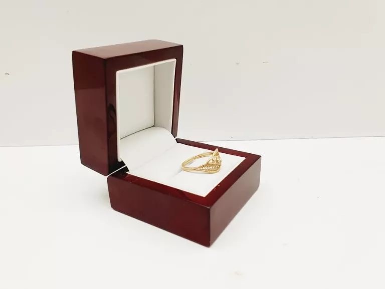 zjawiskowy-zloty-pierscionek-bez-kamieni-585p-201g-20r-kamien-17088-524288