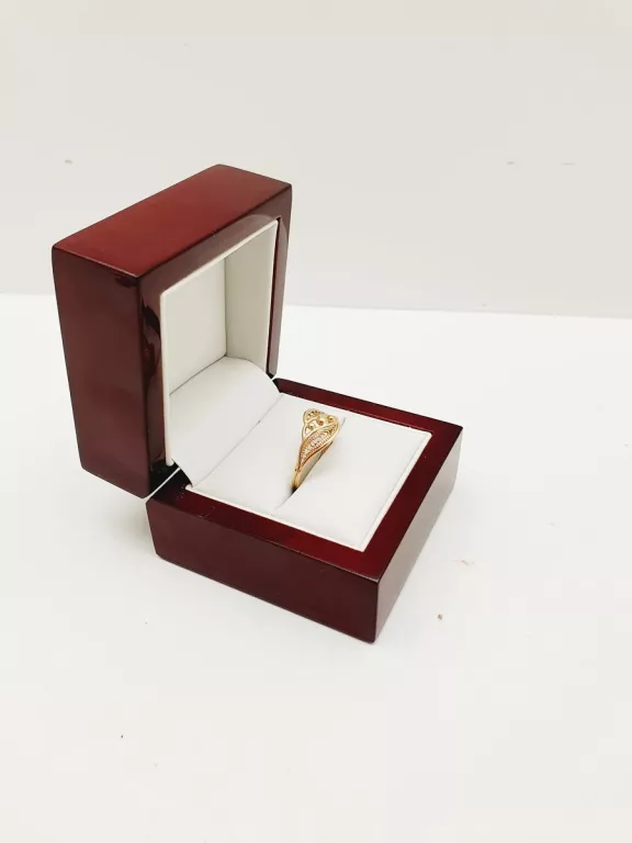 zjawiskowy-zloty-pierscionek-bez-kamieni-585p-201g-20r-kolor-249512-1647429