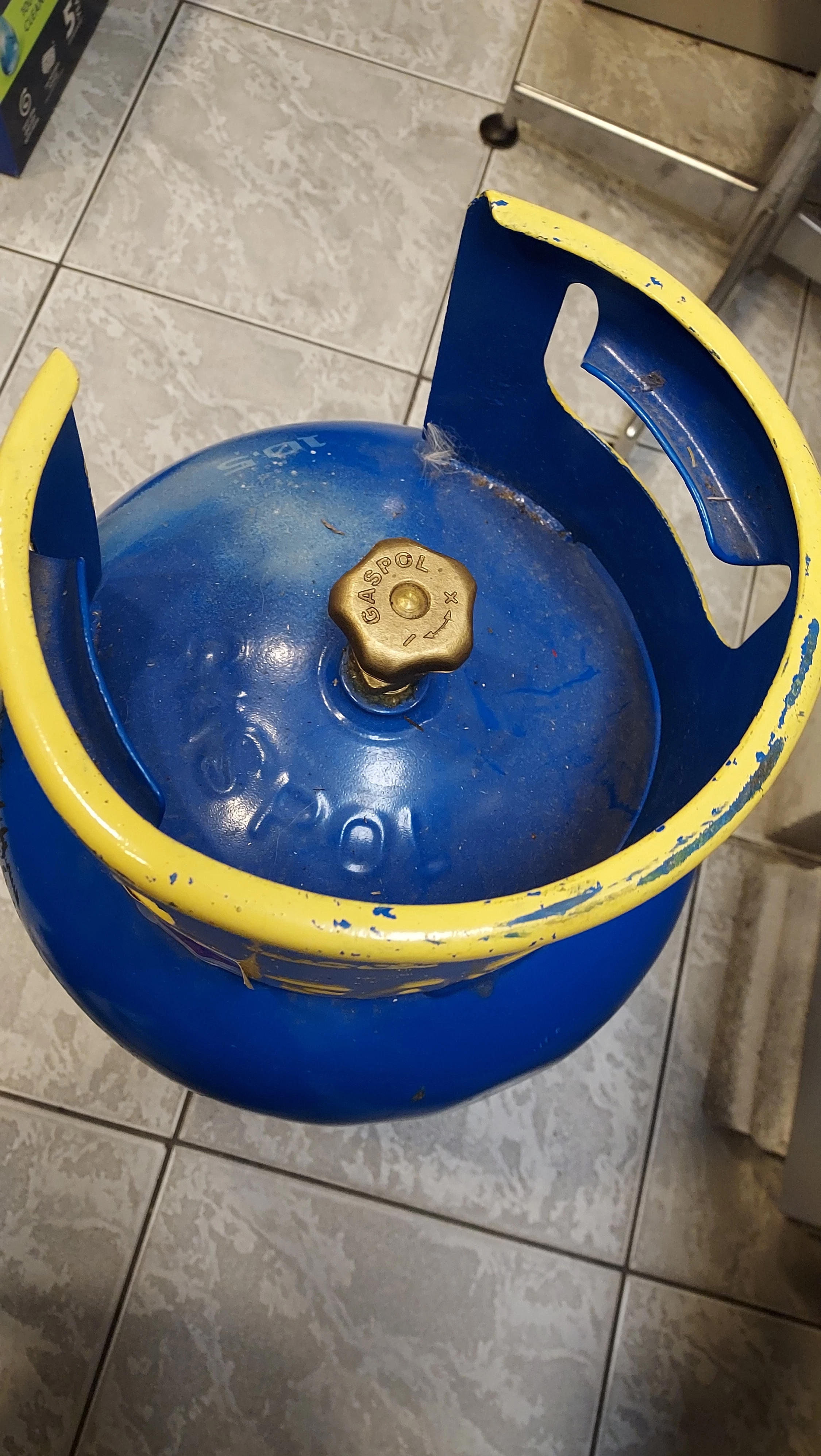 butla-gazowa-10-kg-z-kolnierzem-ean-gtin-5702994779713