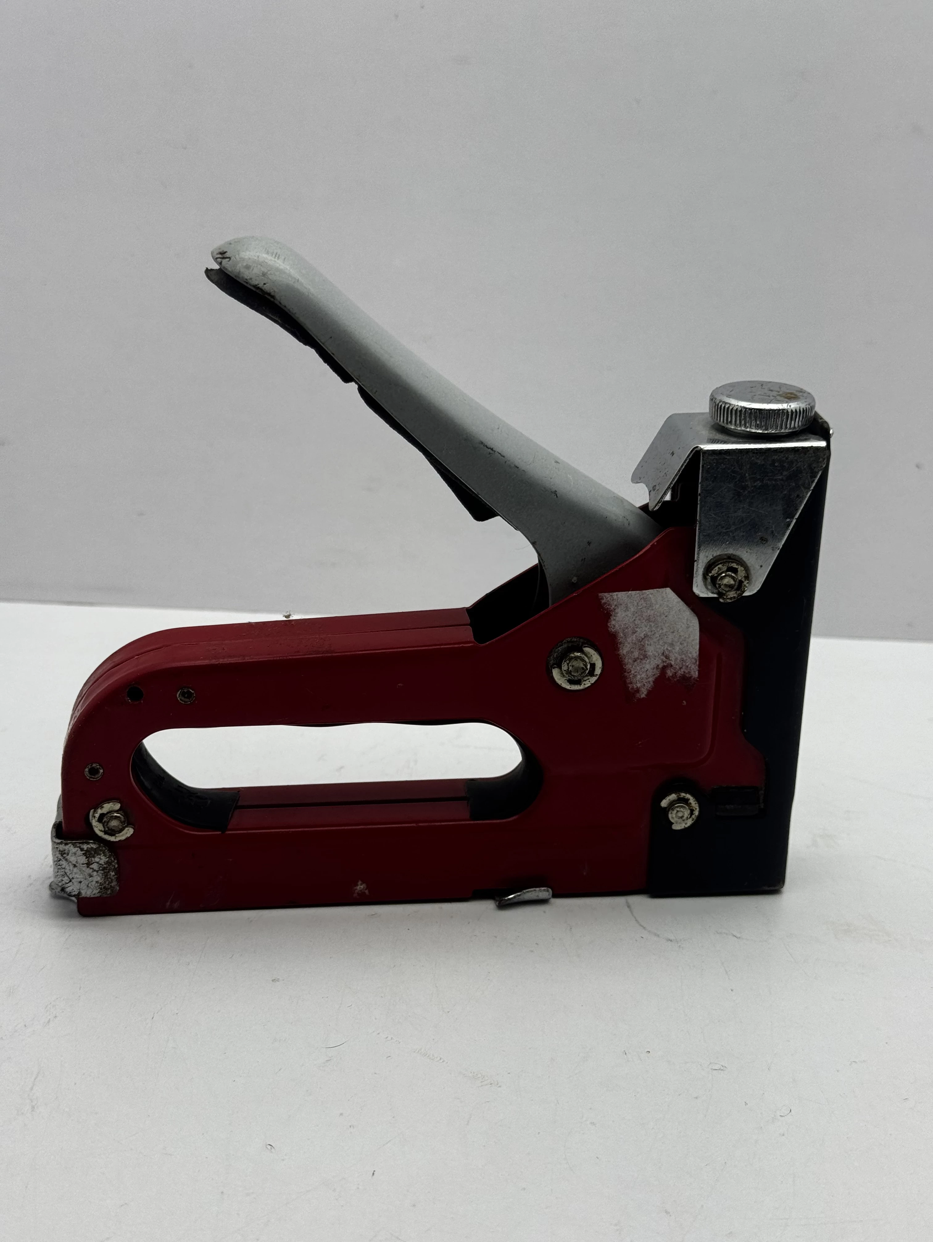 taker-zszywacz-tapicerski-pro-4-14mm-zszywki-typu-a-553530-stan-11323-2