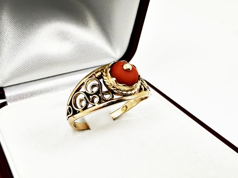 zloty-pierscionek-p585-z-koralem-rozmiar-16-waga-271-material-15835-2