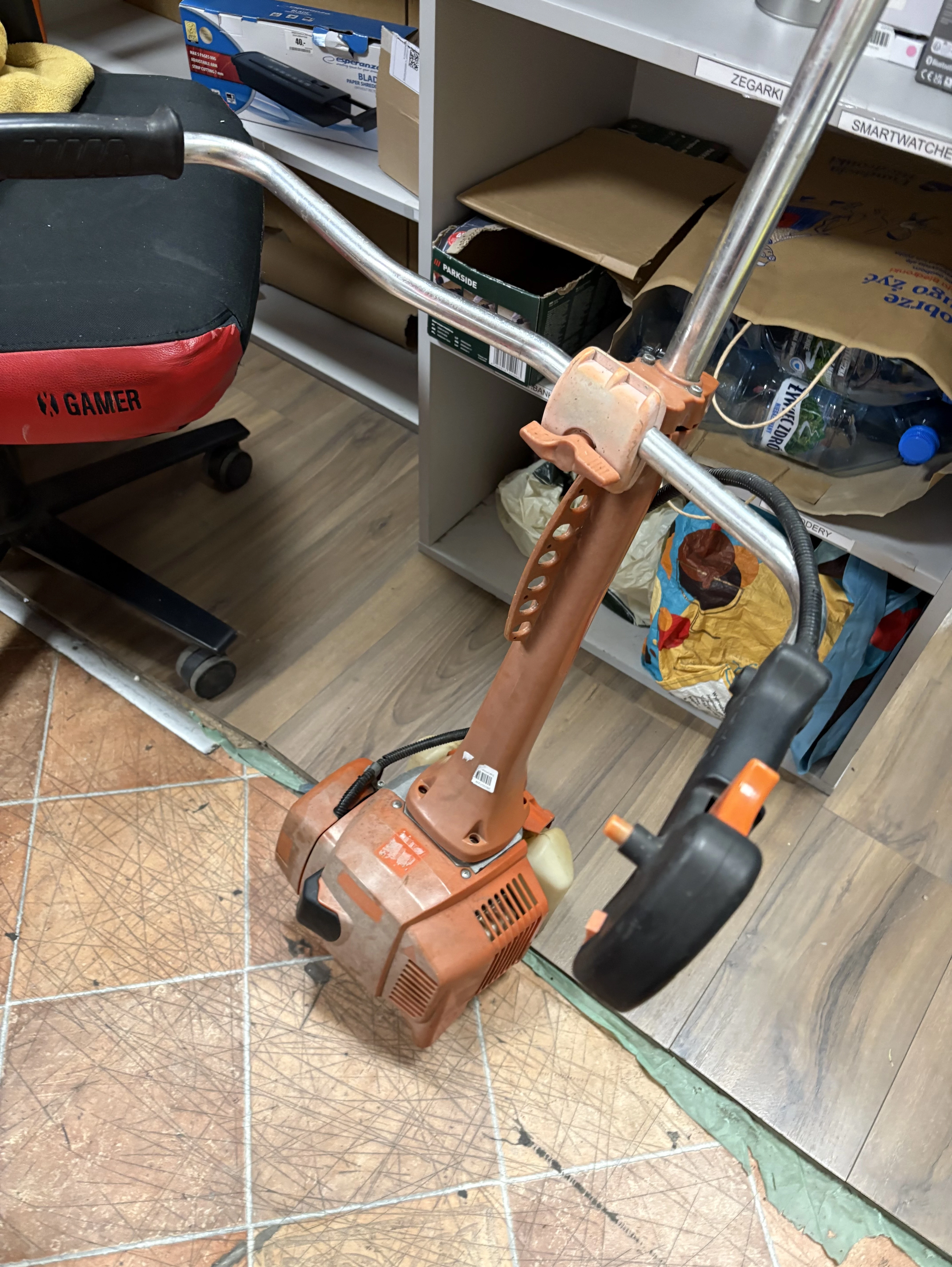 podkaszarka-kosa-spalinowa-do-trawy-chinska-ean-gtin-5902067851845