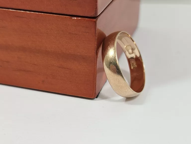 zlota-obraczka-585-177g-r12-szer-4mm-pulawska-103-warszawa