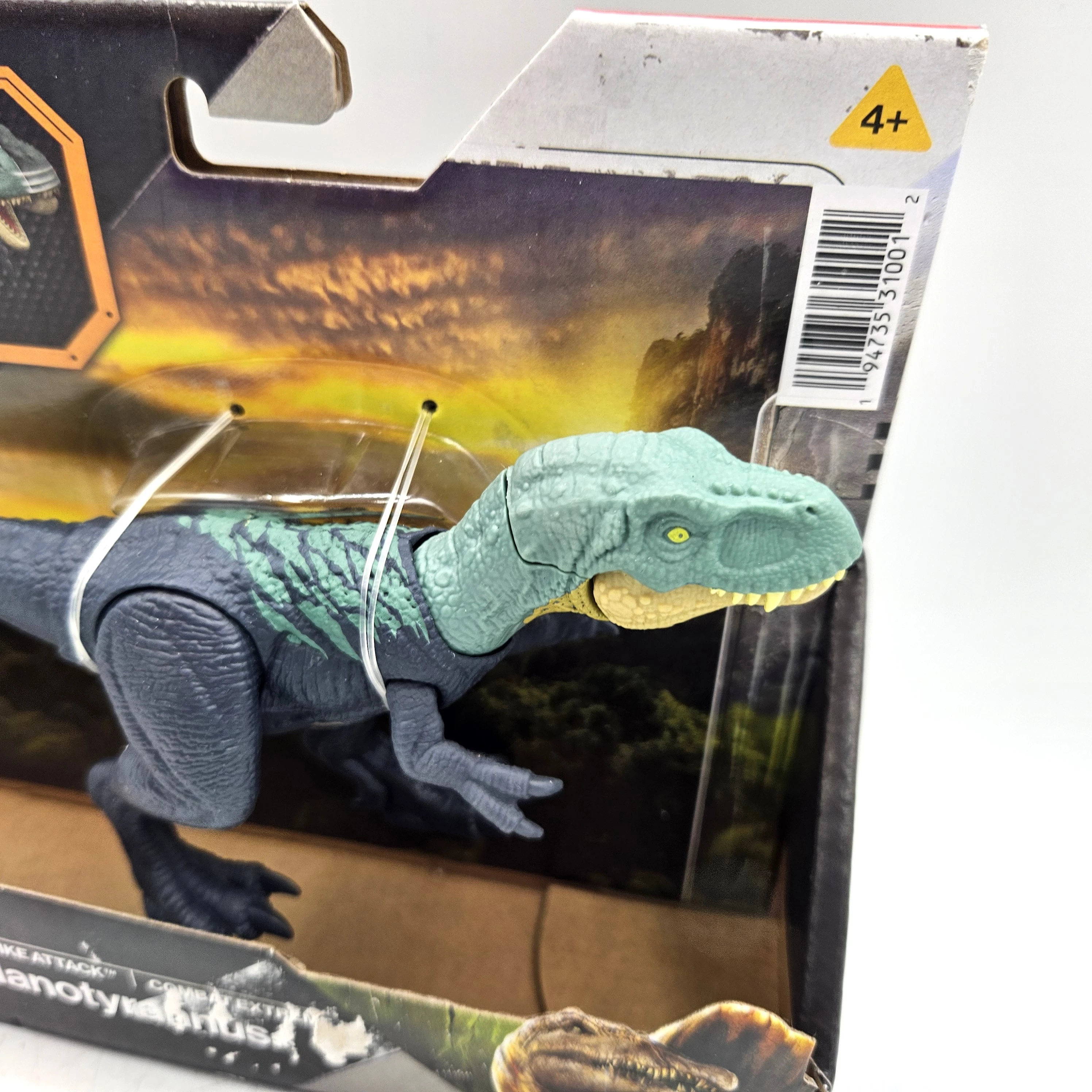 jurassic-world-odrodzenie-atakujacy-dinozaur-zabawka-stan-11323-2