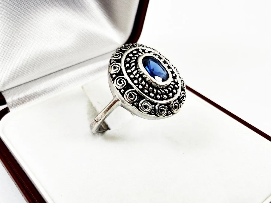 srebrny-pierscionek-p925-z-niebieskim-kamieniem-rozmiar-14-waga-390-krzywoustego-324-wroclaw