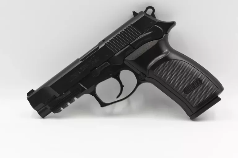 bersa-thunder-9-pro-45-mm-targowa-72-warszawa