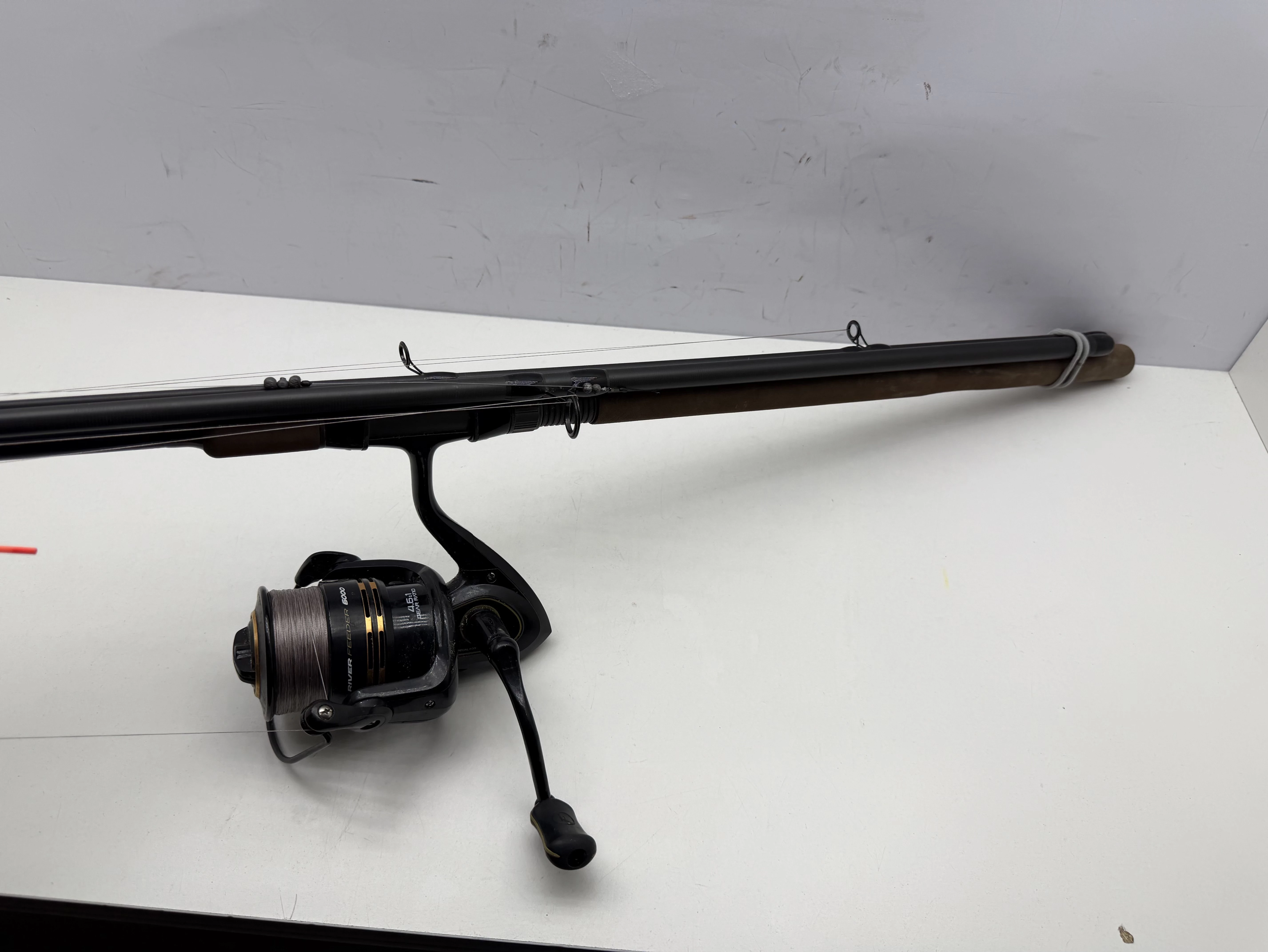 delphin-symbol-36m-140g-feeder-flagman-river-feeder-6000-model-symbol-feeder