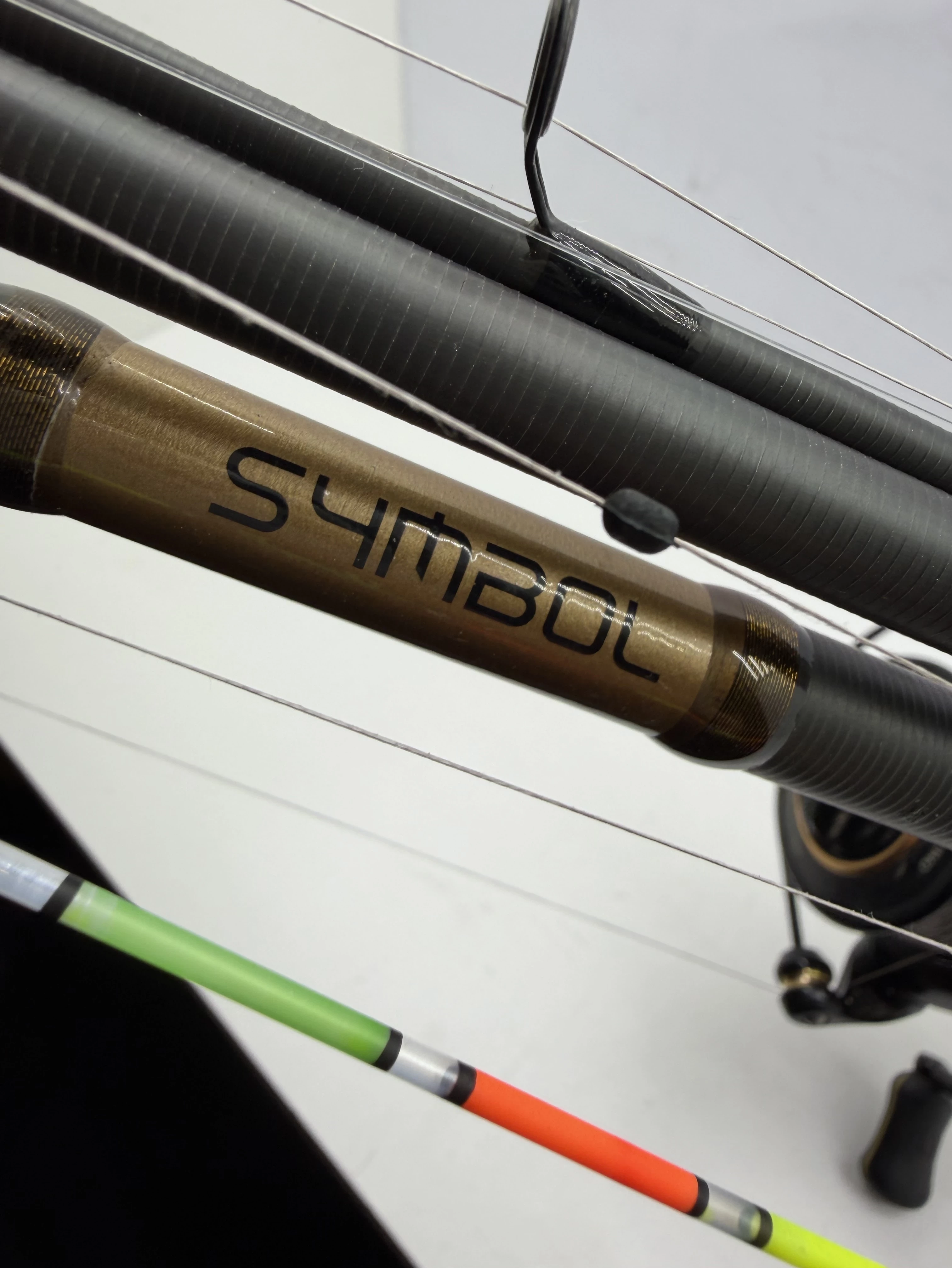 delphin-symbol-36m-140g-feeder-flagman-river-feeder-6000-marka-248811-1134682