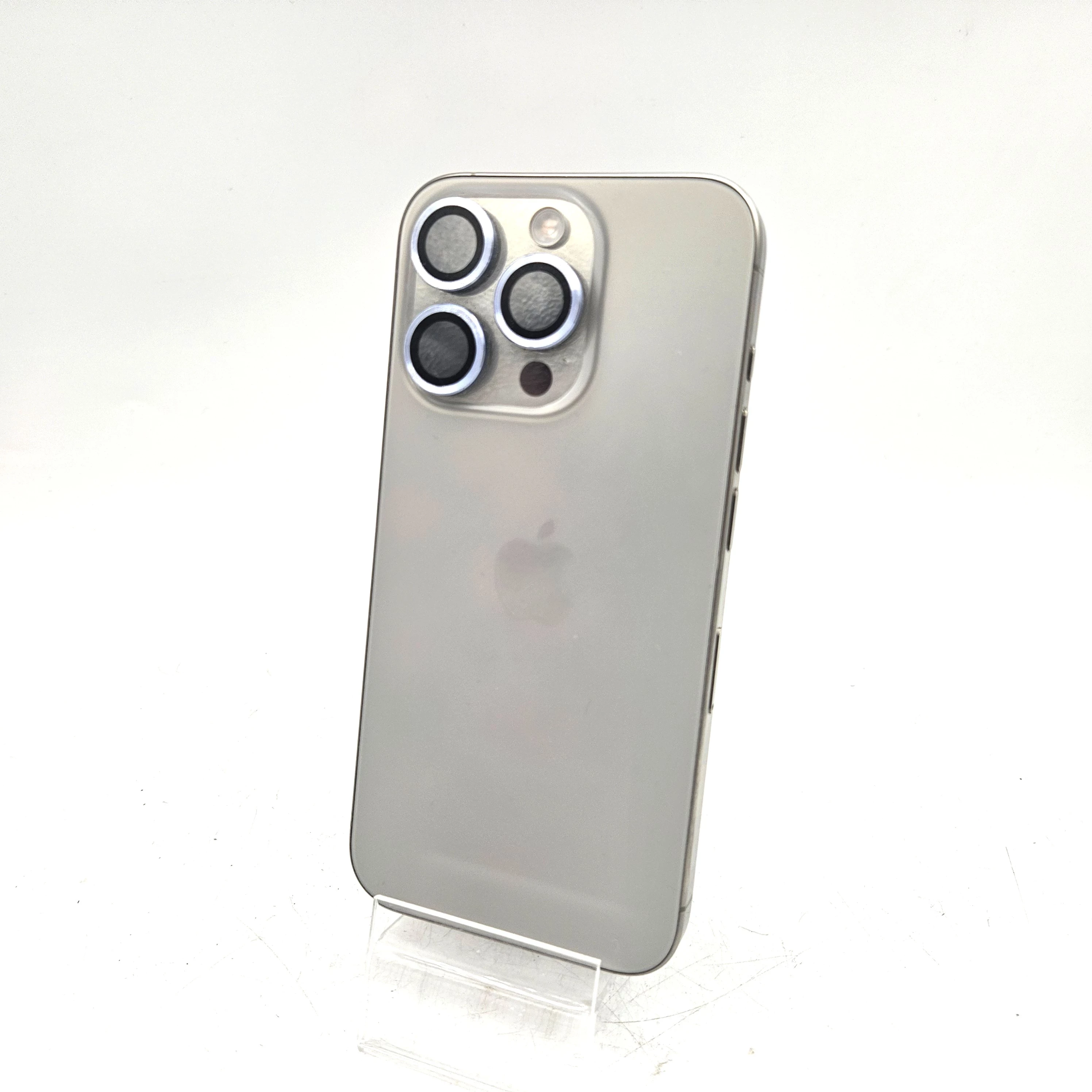 telefon-iphone-15-pro-256-gb-bat-88-580-cykli-przekatna-ekranu-610