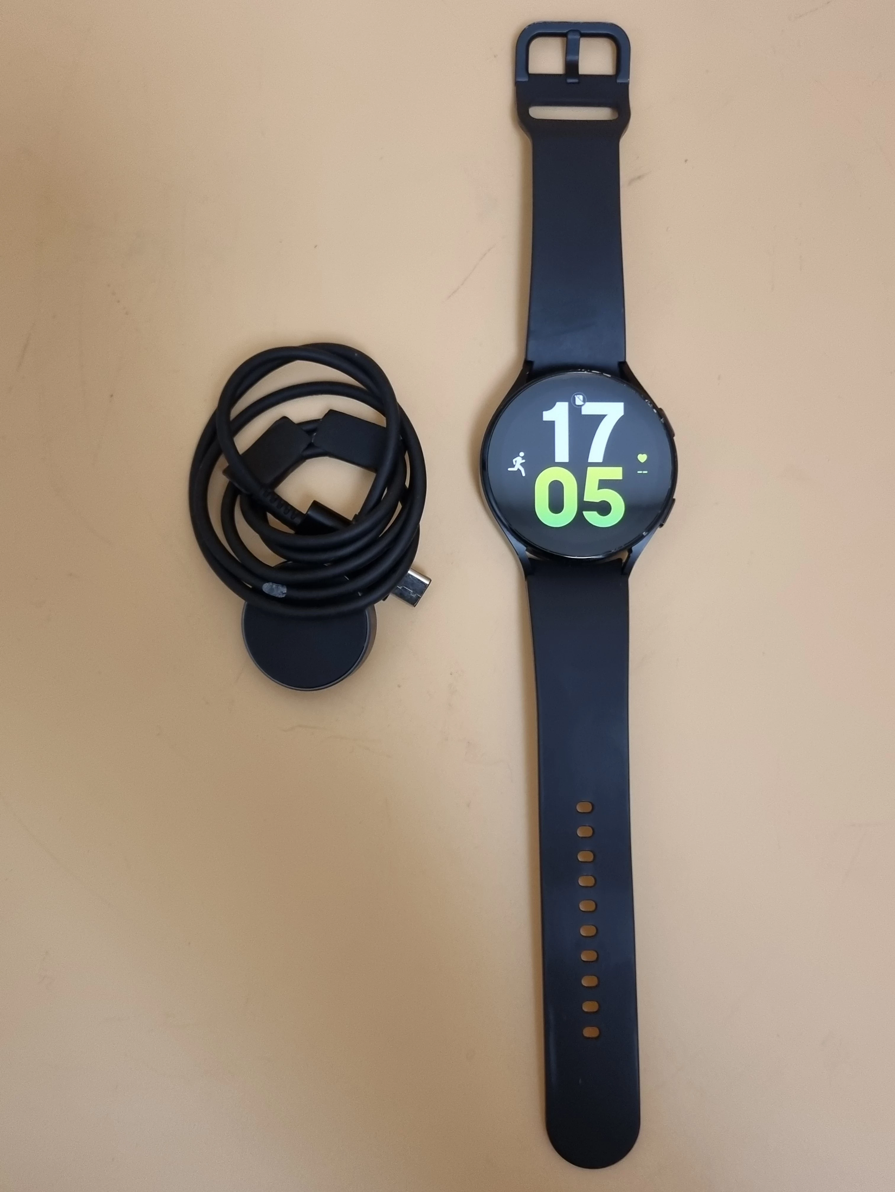 smartwatch-samsung-galaxy-watch5-44mm-jozefczaka-4-bytom