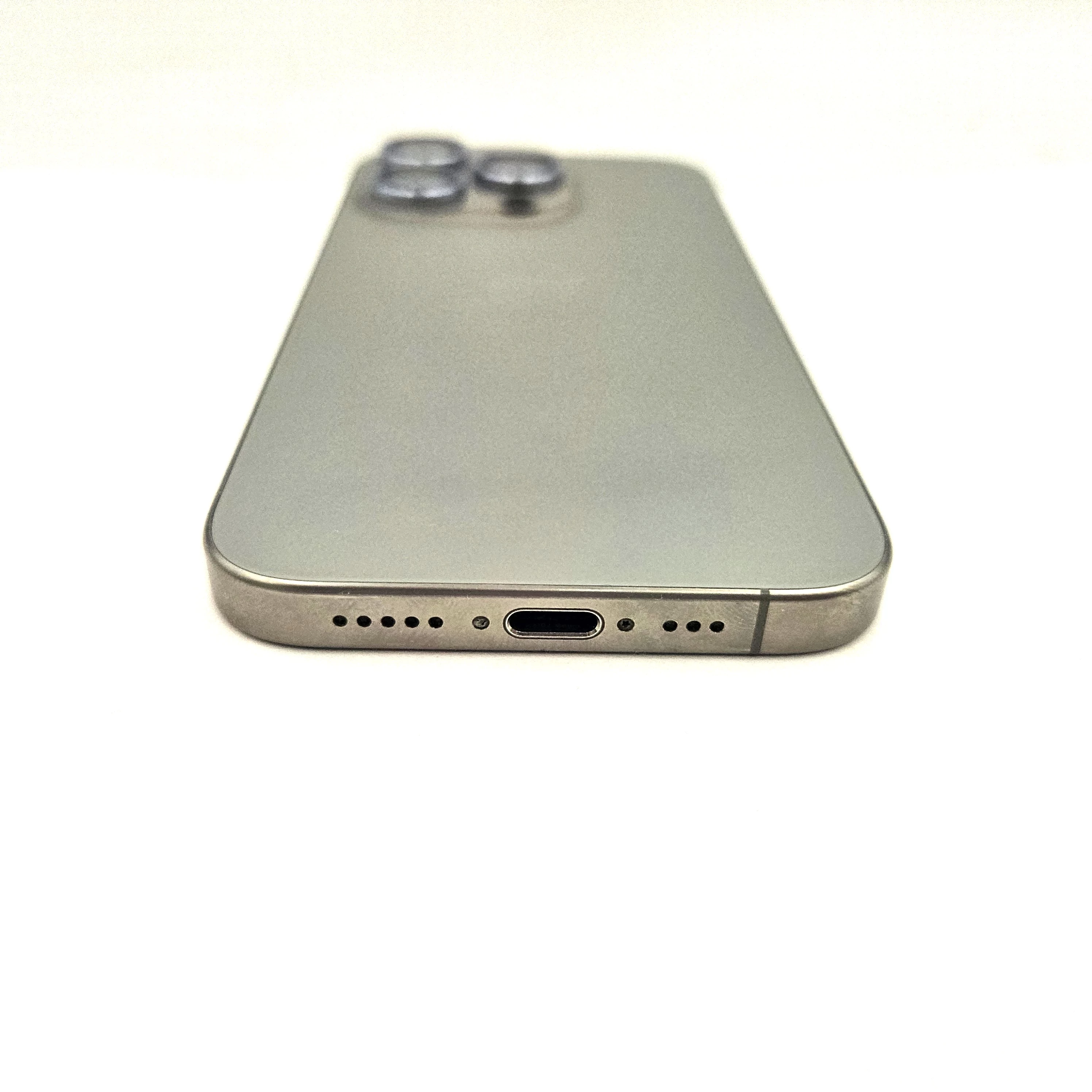 telefon-iphone-15-pro-256-gb-bat-88-580-cykli-model-telefonu-246737-1782158