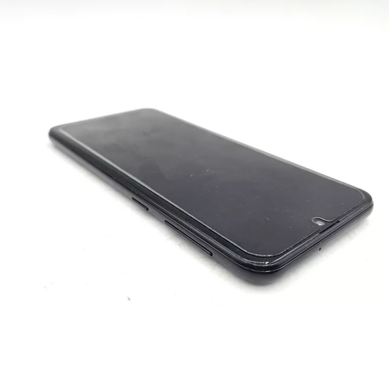 telefon-samsung-galaxy-a20e-3gb32gb-system-operacyjny-4388-1