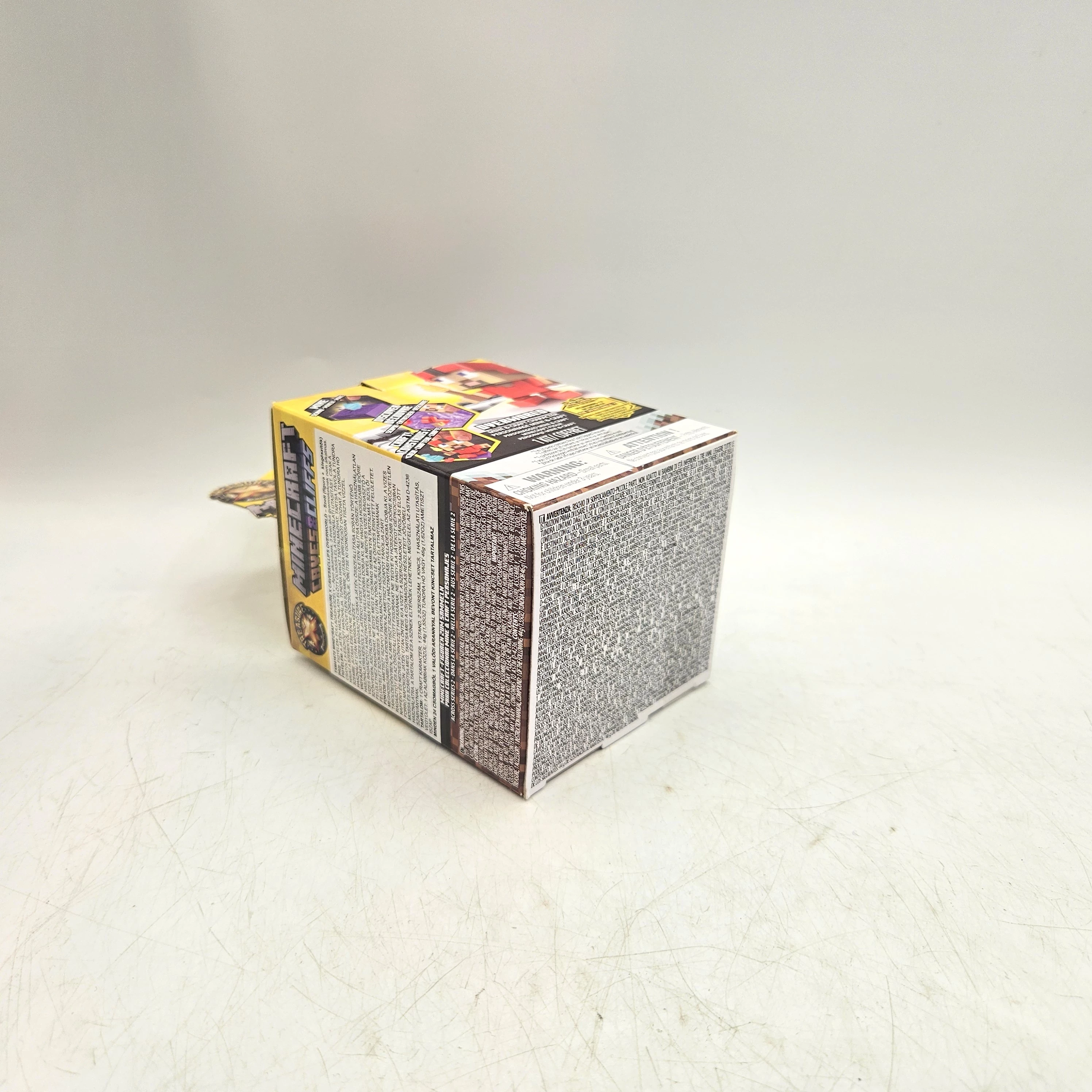 figurka-minecraft-treasure-x-caves-cliffs-overworld-pack-zestaw-figurek-typ-201569-208669