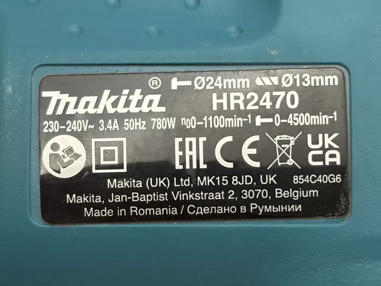 mlotowiertarka-makita-hr2470-780w-24j-walizka-gw-112027r-energia-udaru-240