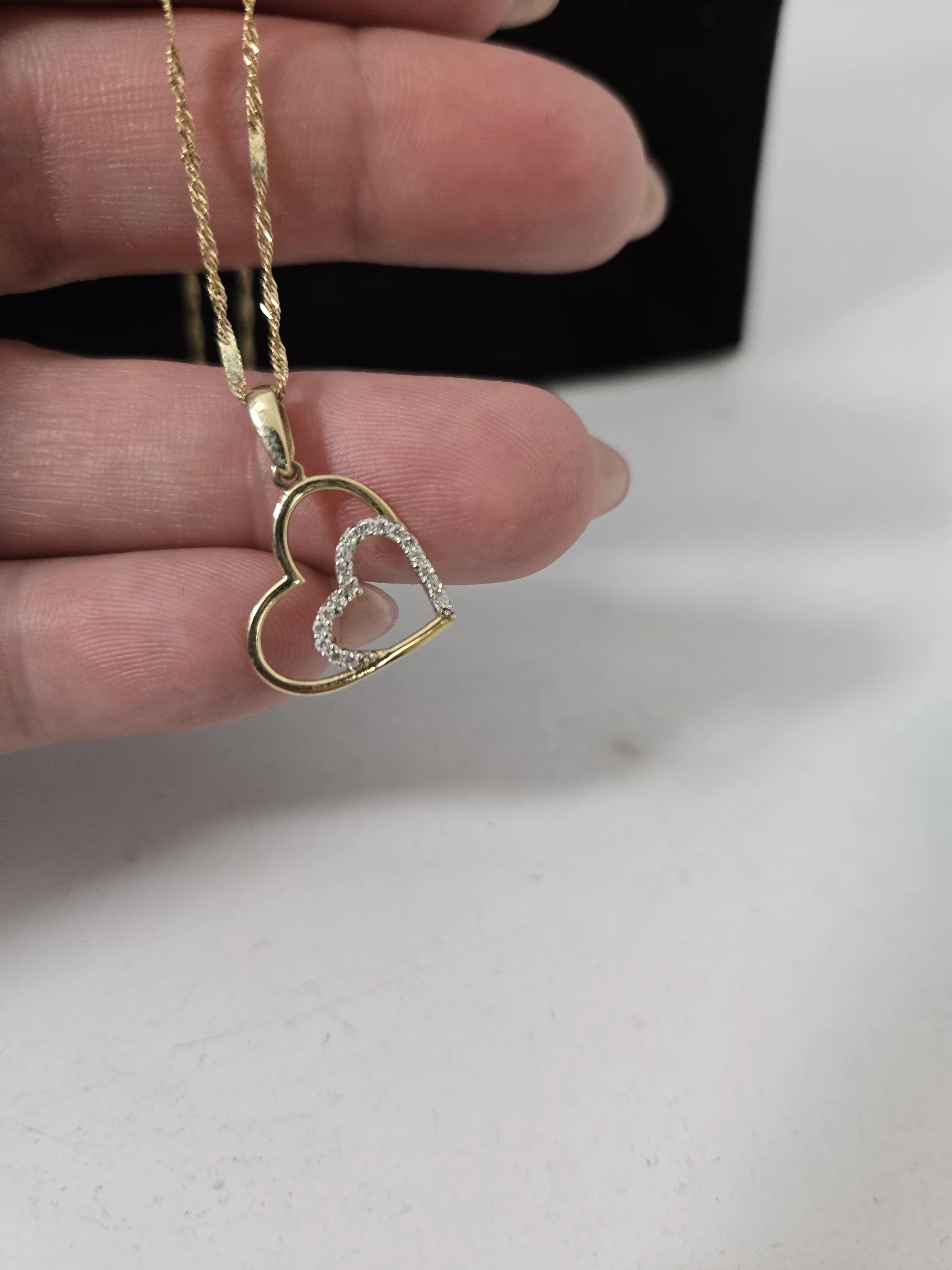 lancuszek-z-zawieszka-serce-585-194g-44cm-rodzaj-2205-2