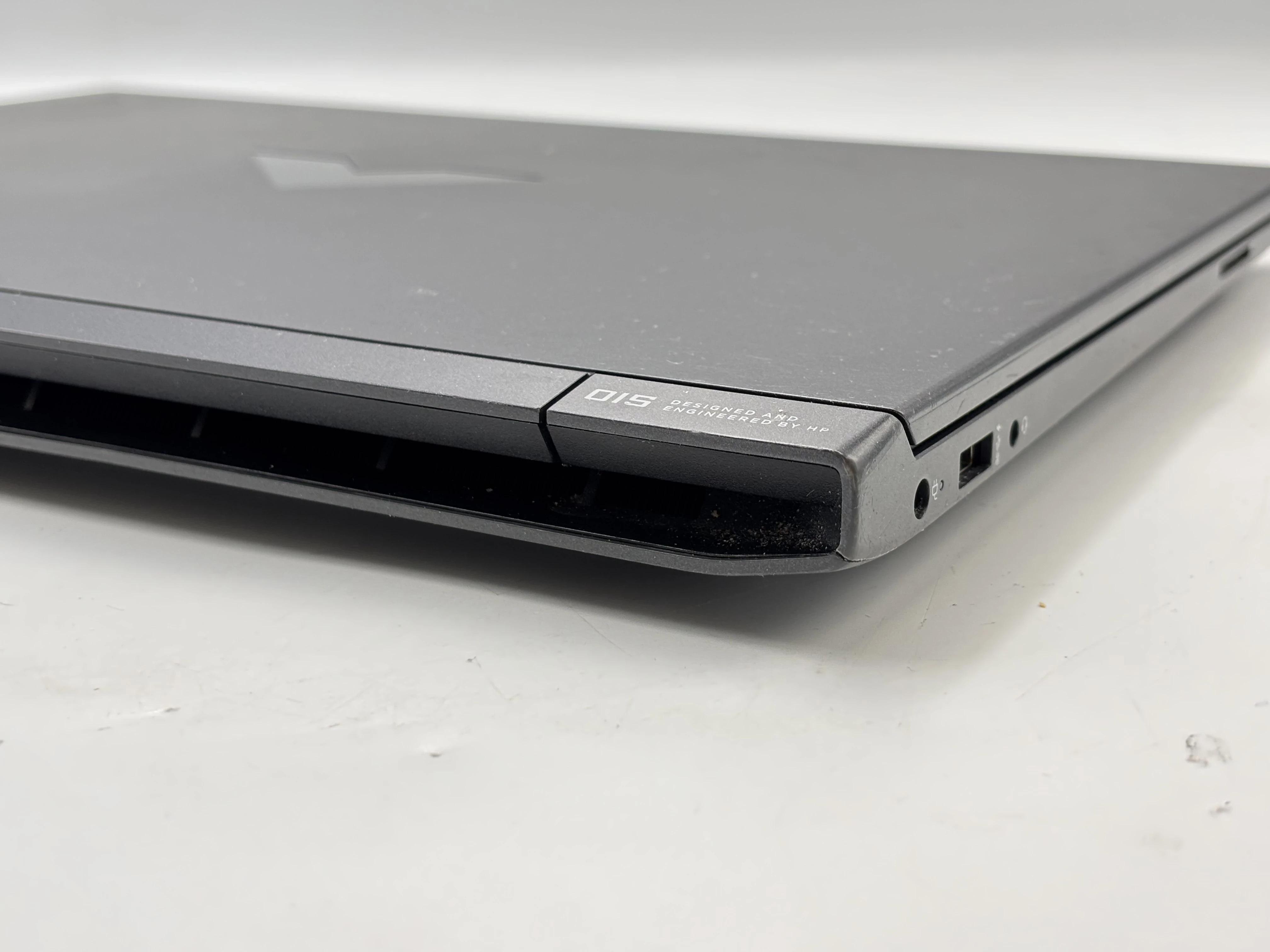 laptop-hp-victus-15-fb0125nw-ryzen-5600h-16-gb-512-gb-rx-6500m-rodzaj-karty-graficznej-1234-2