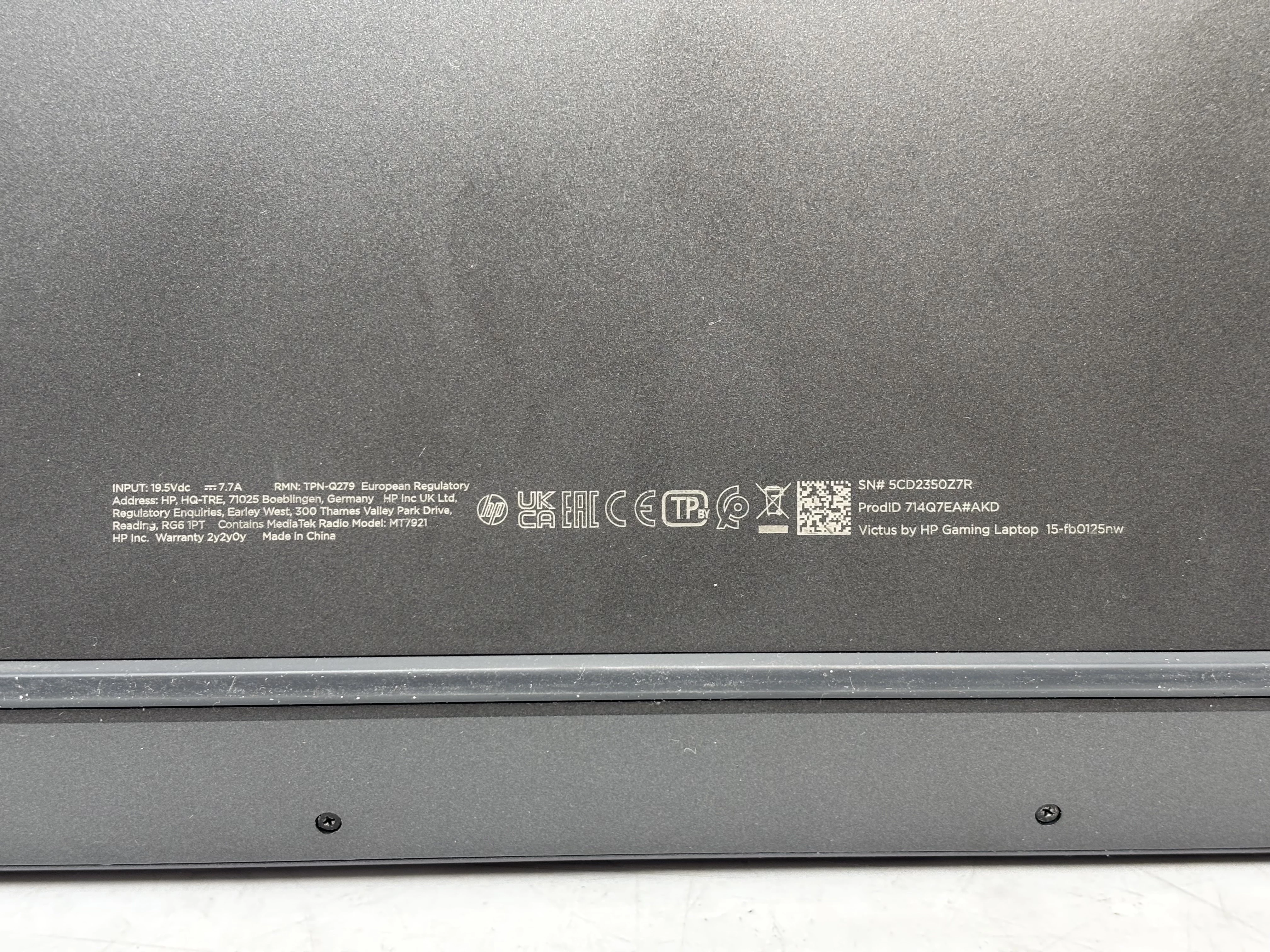 laptop-hp-victus-15-fb0125nw-ryzen-5600h-16-gb-512-gb-rx-6500m-stan-11323-2