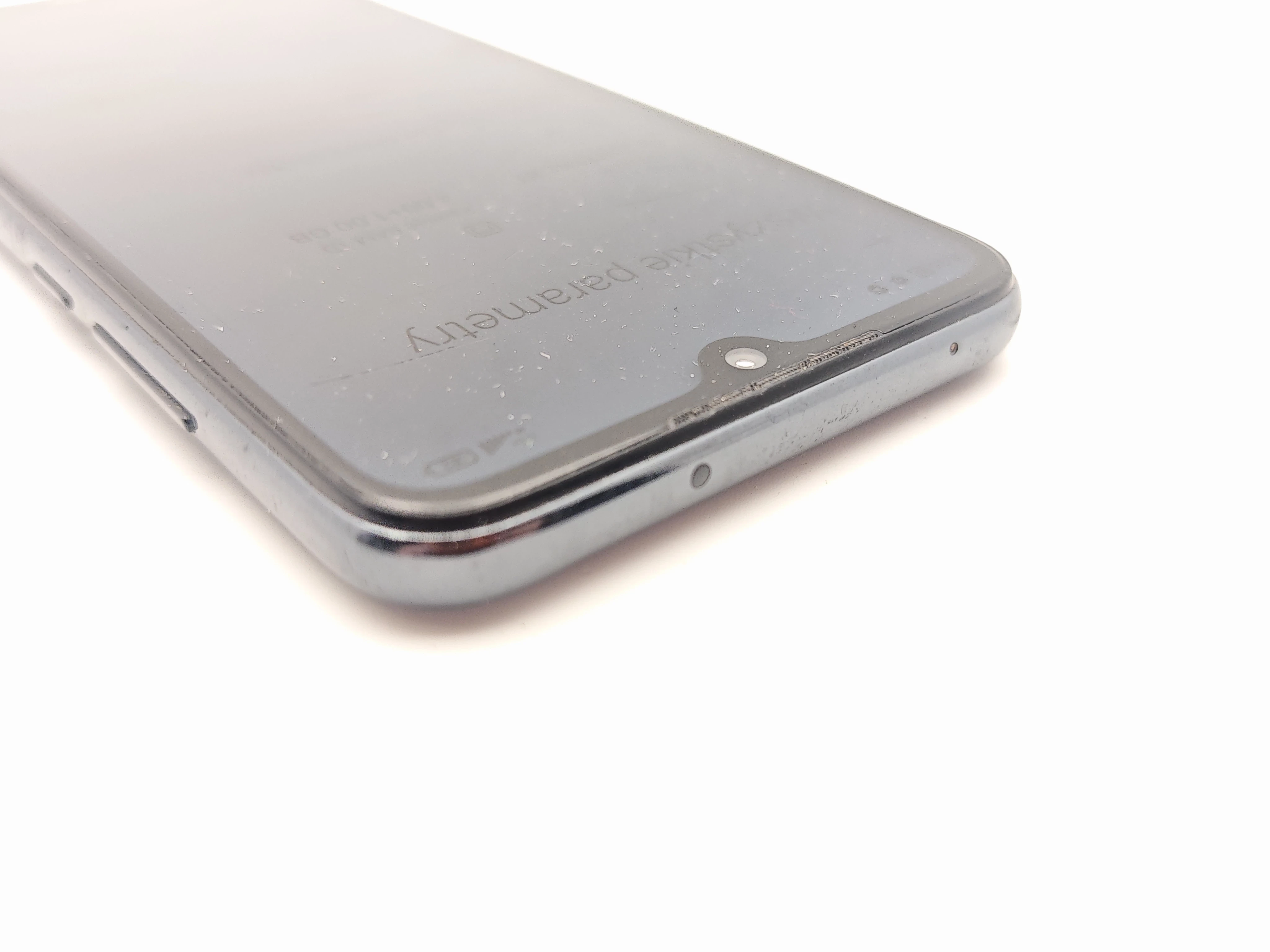 telefon-redmi-8t-464gb-sam-tel-przekatna-ekranu-630