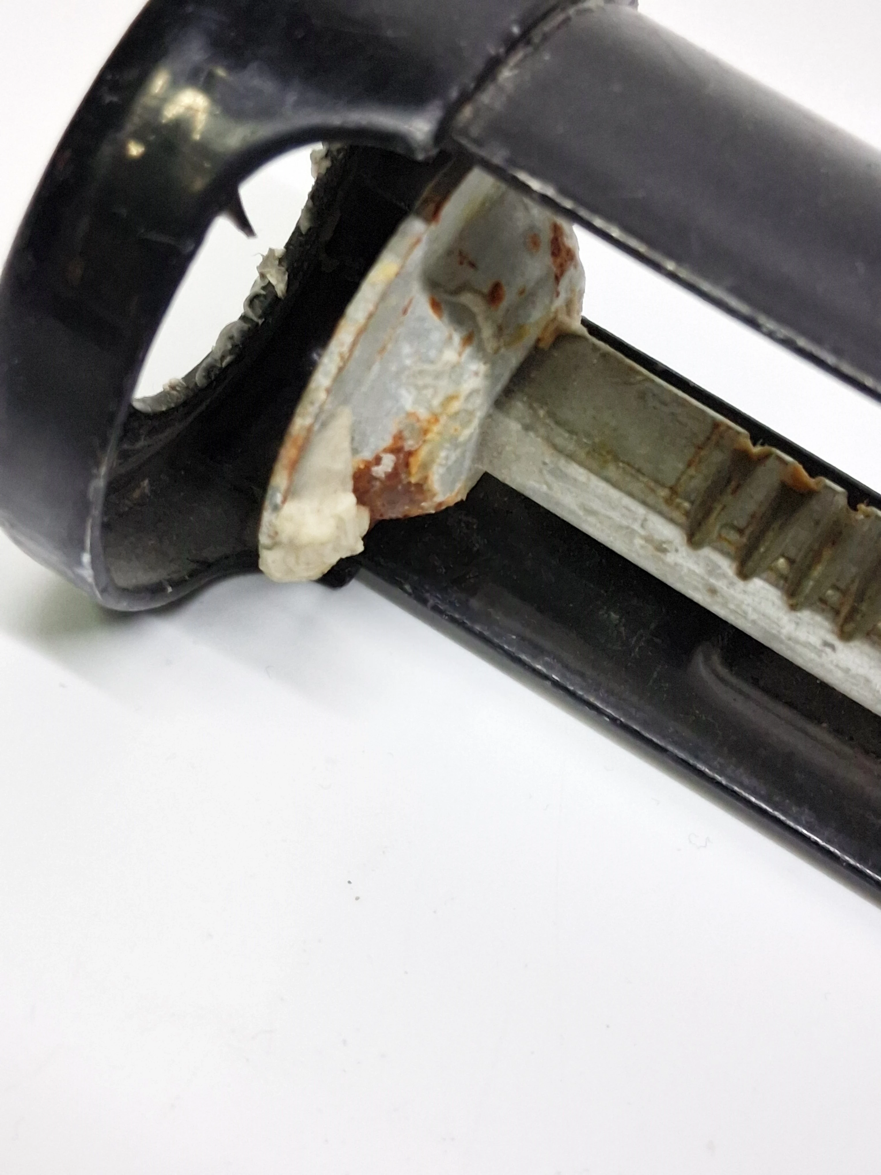 akumulatorowy-wyciskacz-do-silikonu-dedra-ded7056-kod-producenta-ded7056