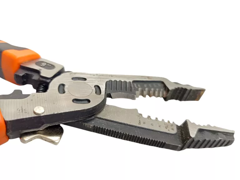 kombinerki-wielofunkcyjne-waart-cr-v-kod-producenta-154284