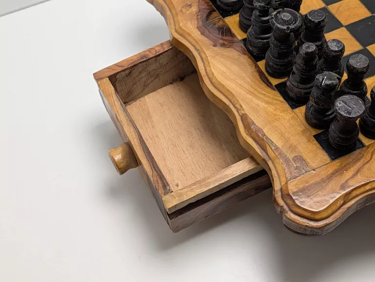 szachy-drewniane-nazwa-szachy