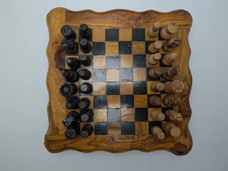 szachy-drewniane-sosnkowskiego-4a-opole-sj