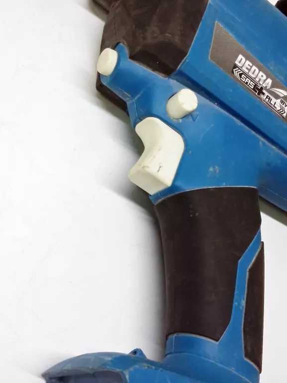 akumulatorowy-wyciskacz-do-silikonu-dedra-ded7056-seria-system-jednej-baterii-dedra-sasall-18v