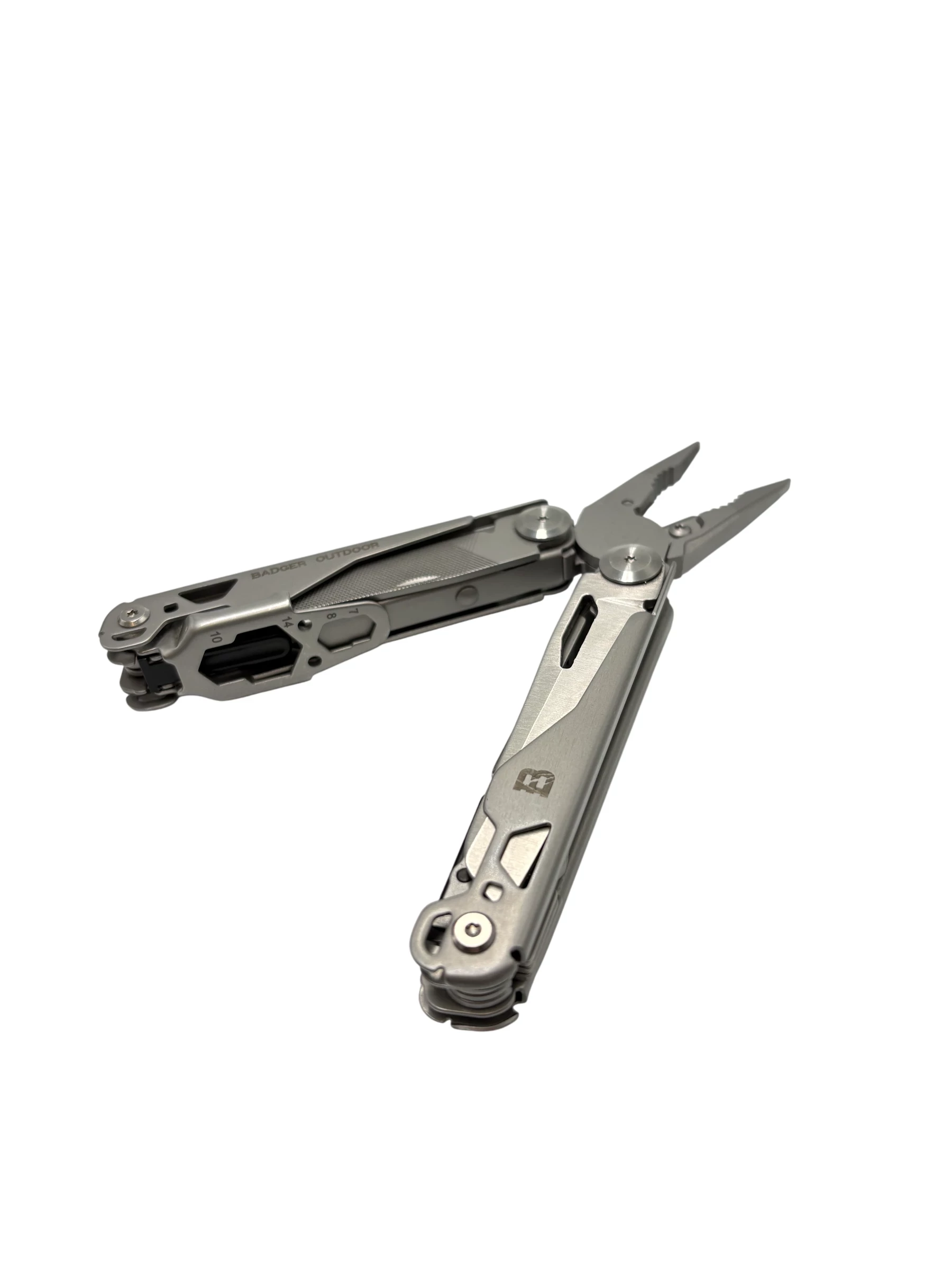 multitool-narzedzie-wielofunkcyjne-badger-outdoor-solid-z-kabura-16w1-stan-11323-2
